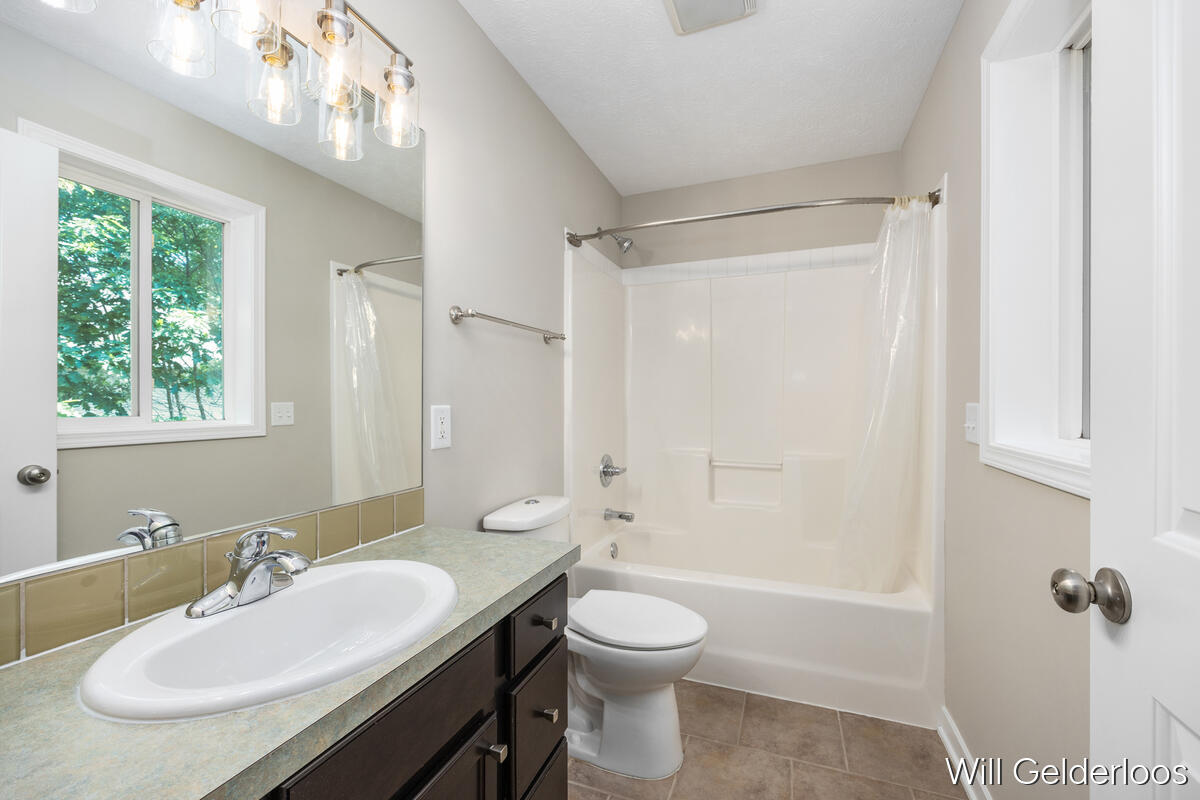 2758 Jacklyn Court Holland MI 49424