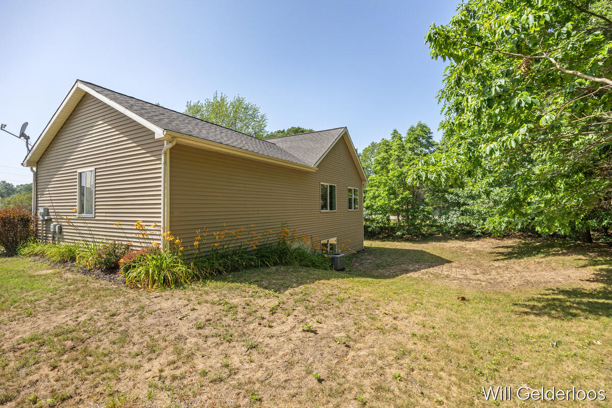 2758 Jacklyn Court Holland MI 49424