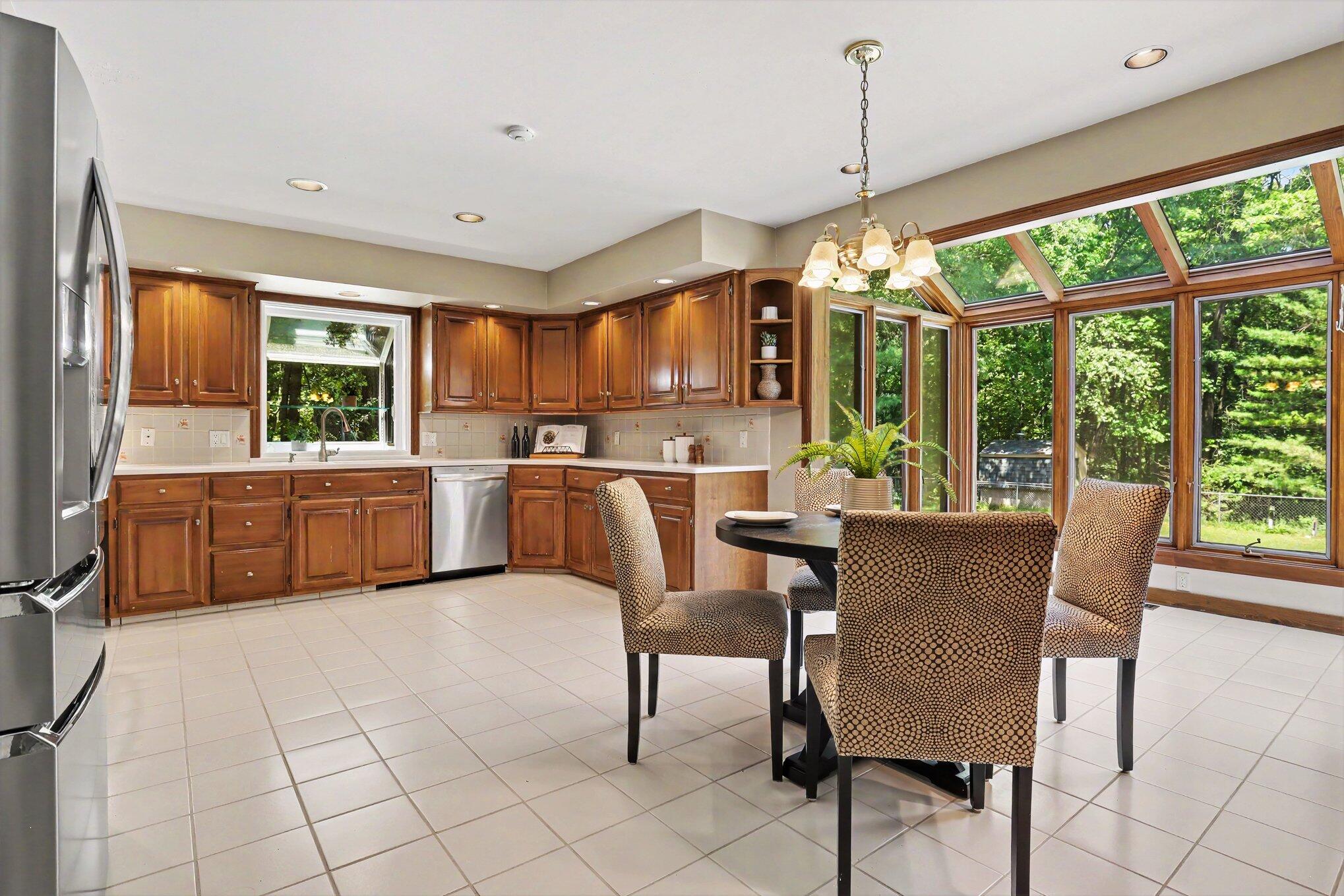 385 Greentree Lane NE Ada MI 49301