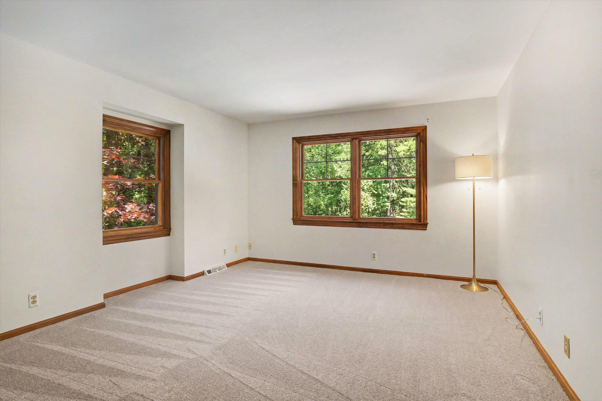 385 Greentree Lane NE Ada MI 49301