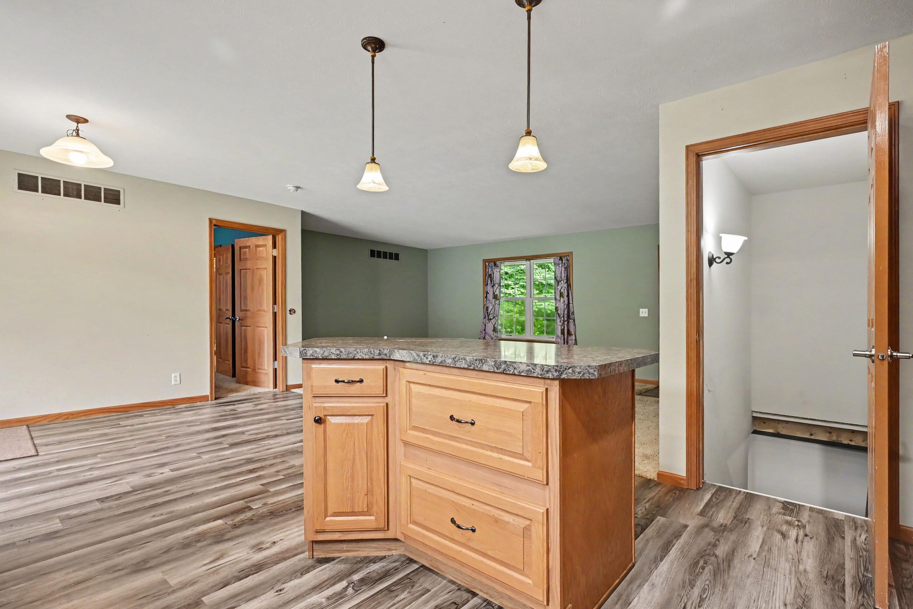 69018 Nautical Drive Edwardsburg MI 49112