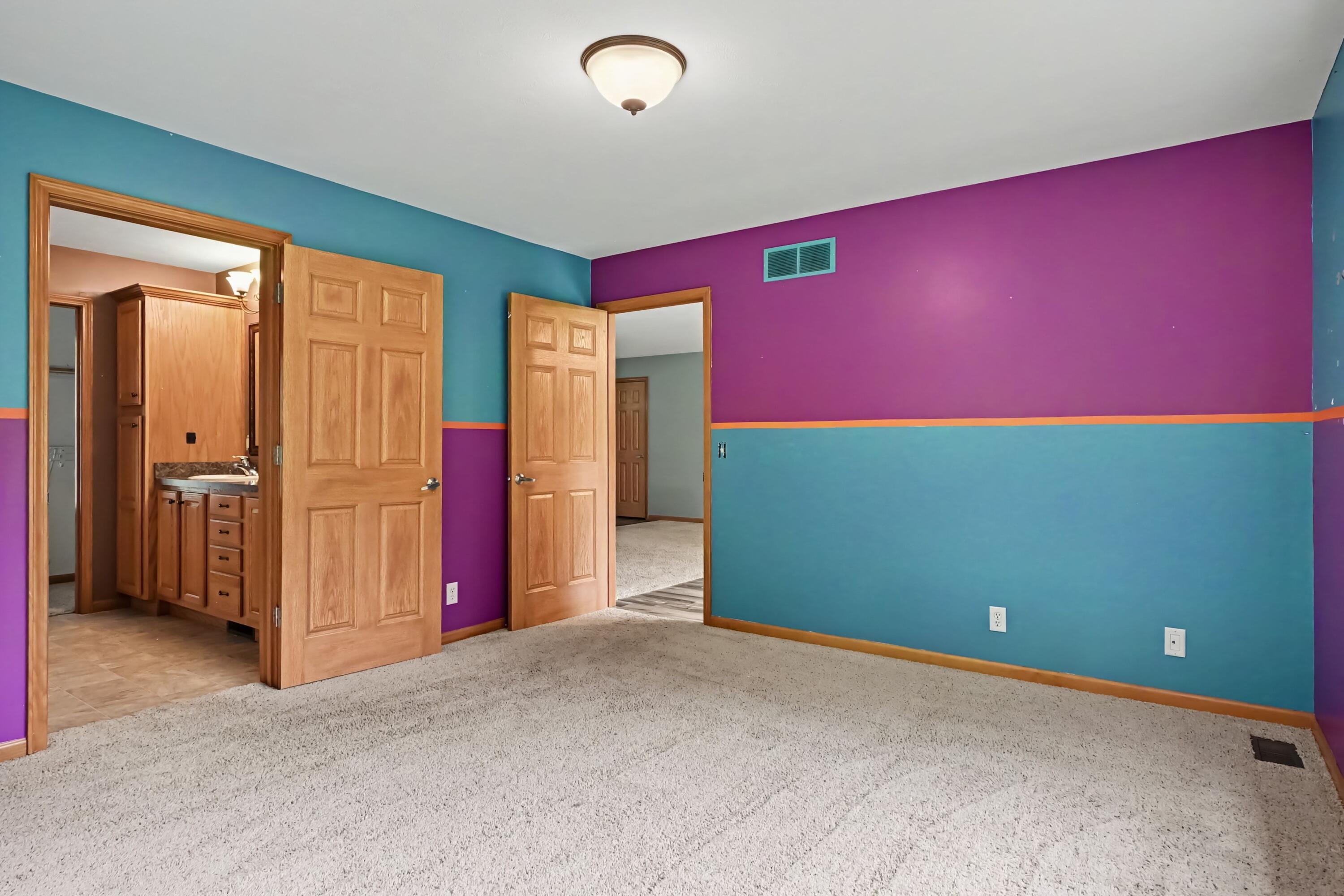 69018 Nautical Drive Edwardsburg MI 49112