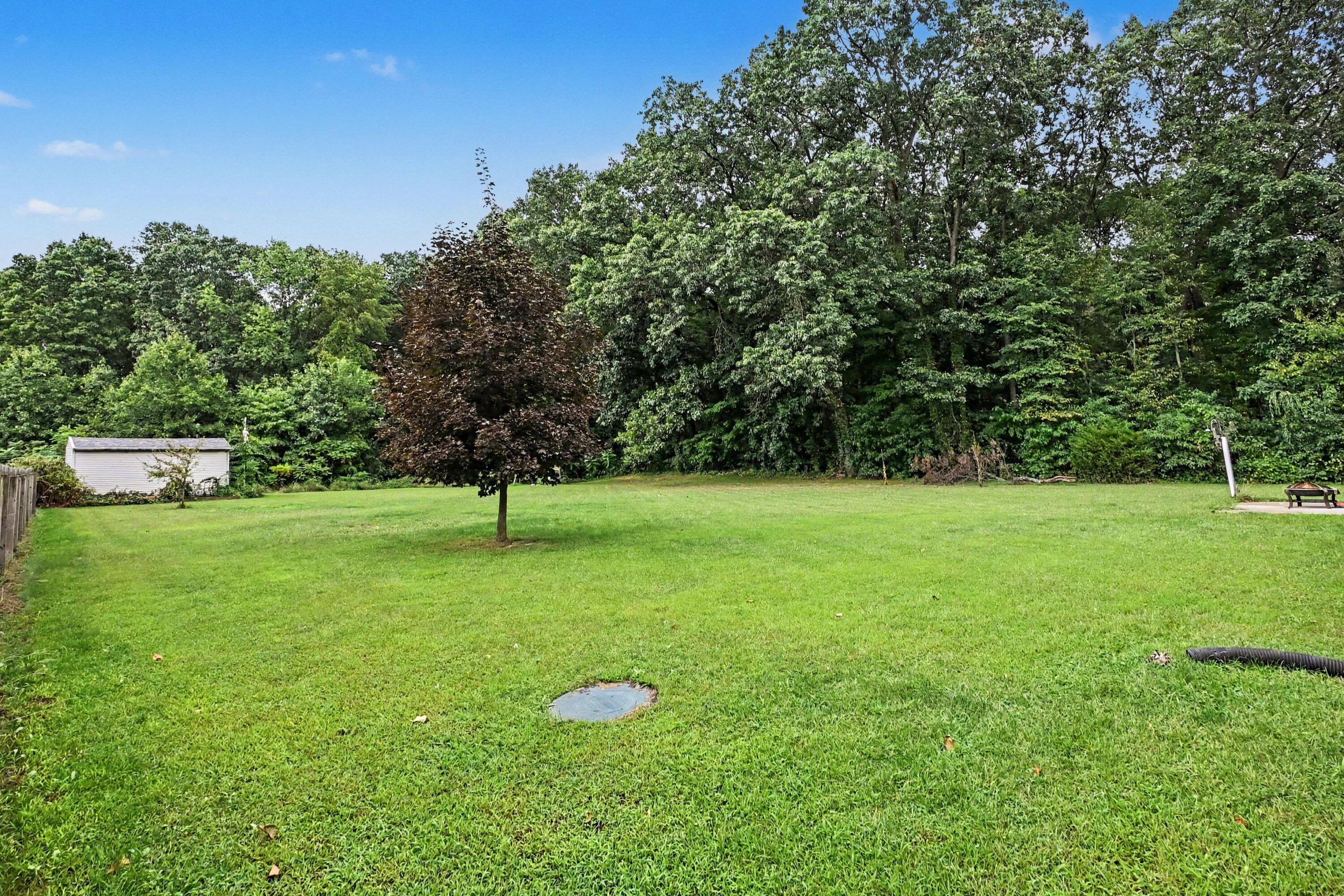 69018 Nautical Drive Edwardsburg MI 49112