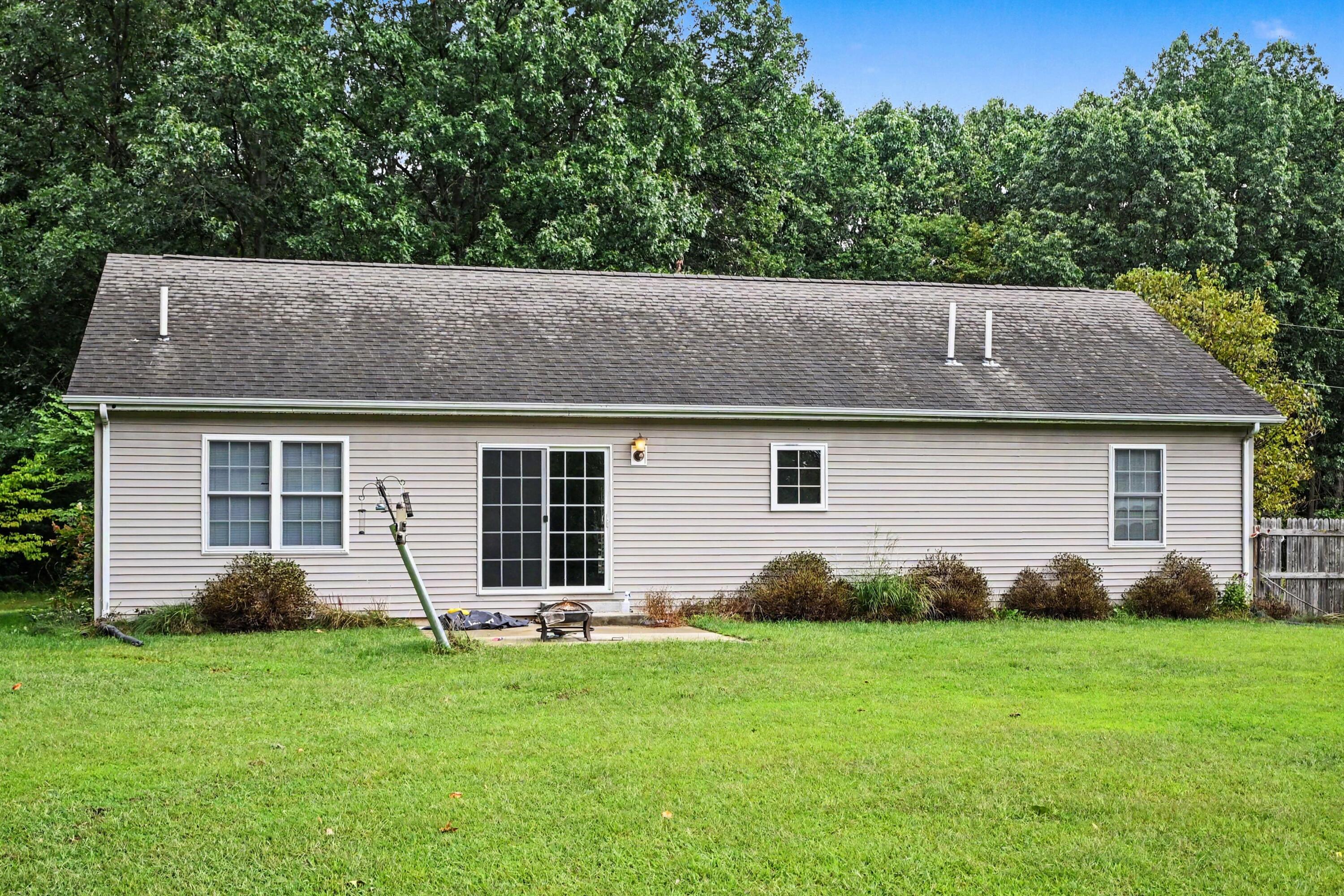 69018 Nautical Drive Edwardsburg MI 49112