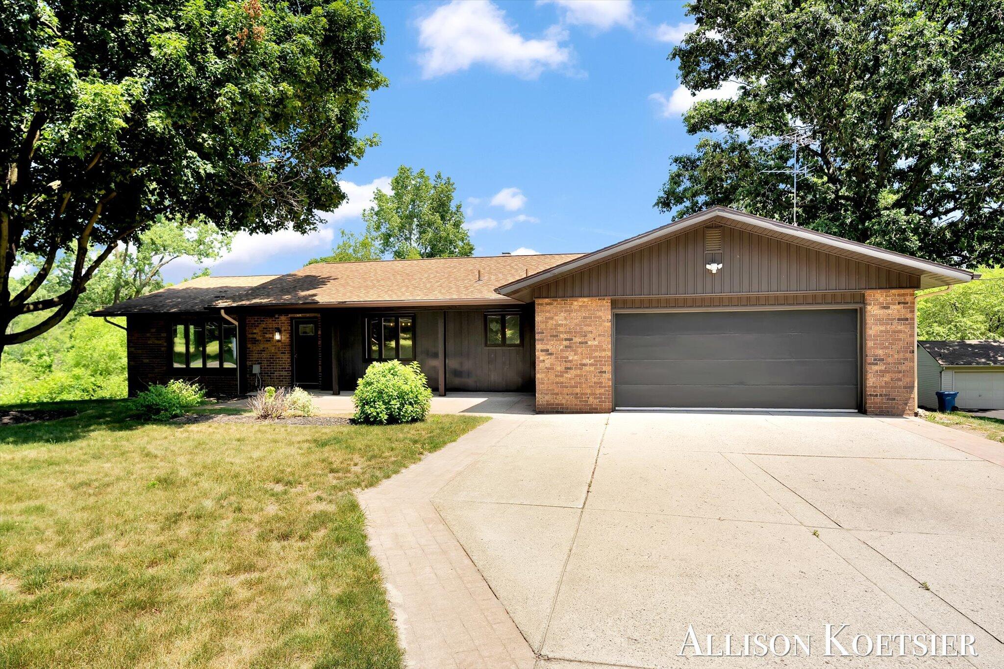 3890 Walker Avenue NW Grand Rapids MI 49544