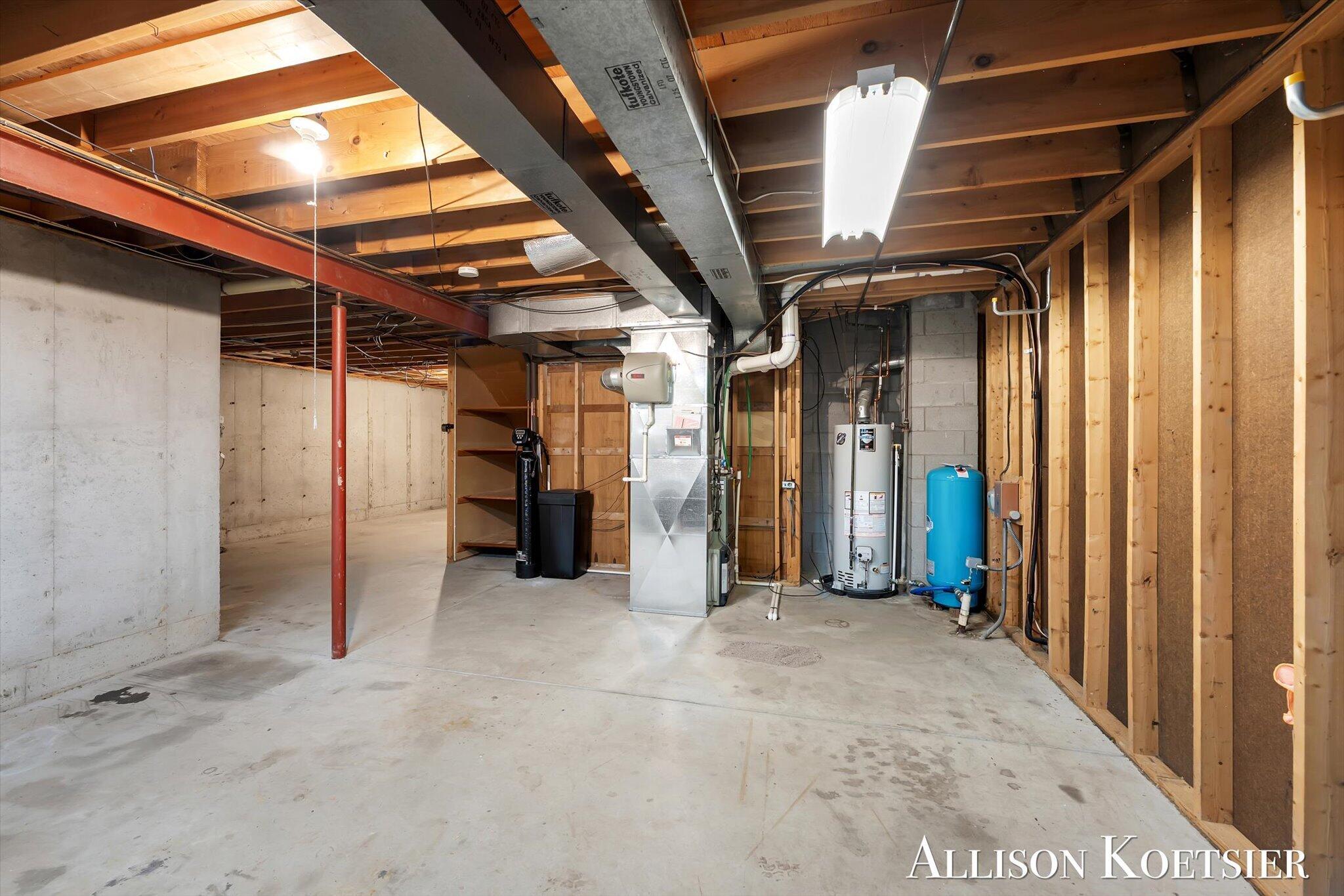 3890 Walker Avenue NW Grand Rapids MI 49544