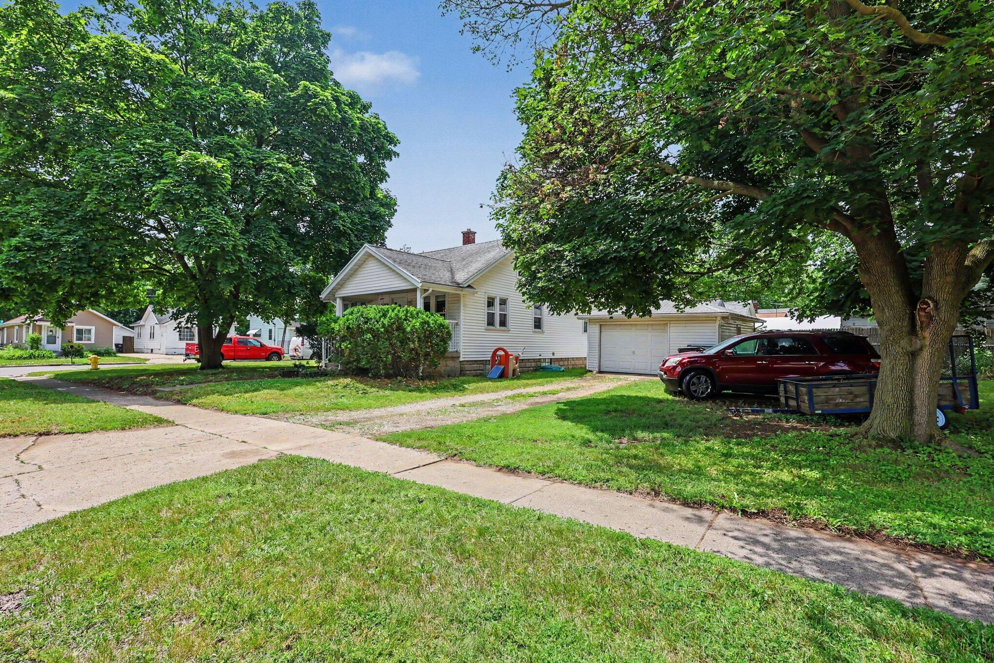 3955 Madison Avenue SE Grand Rapids MI 49548