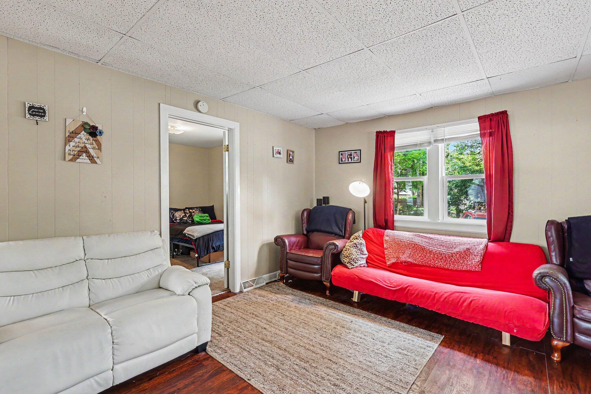 3955 Madison Avenue SE Grand Rapids MI 49548