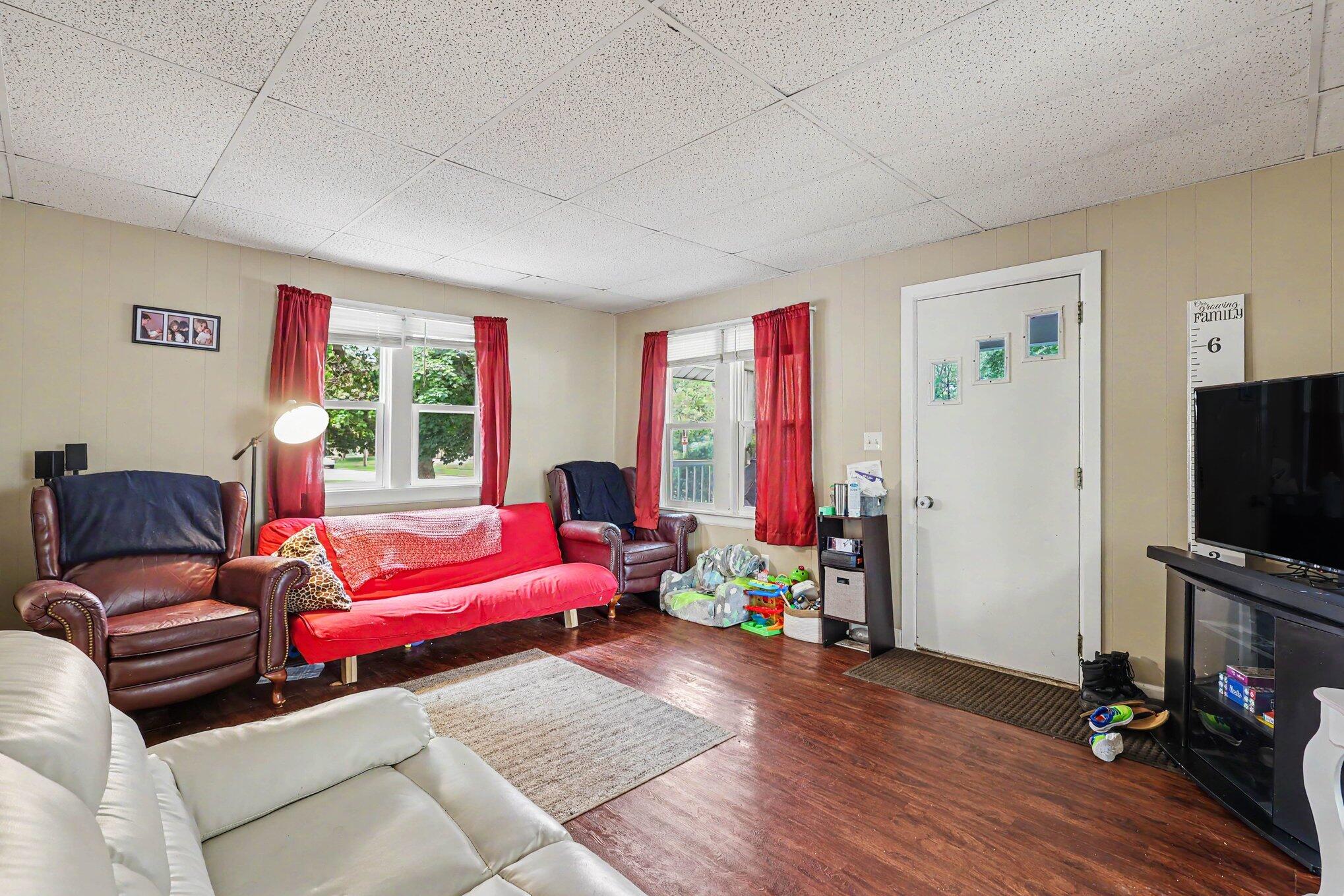 3955 Madison Avenue SE Grand Rapids MI 49548