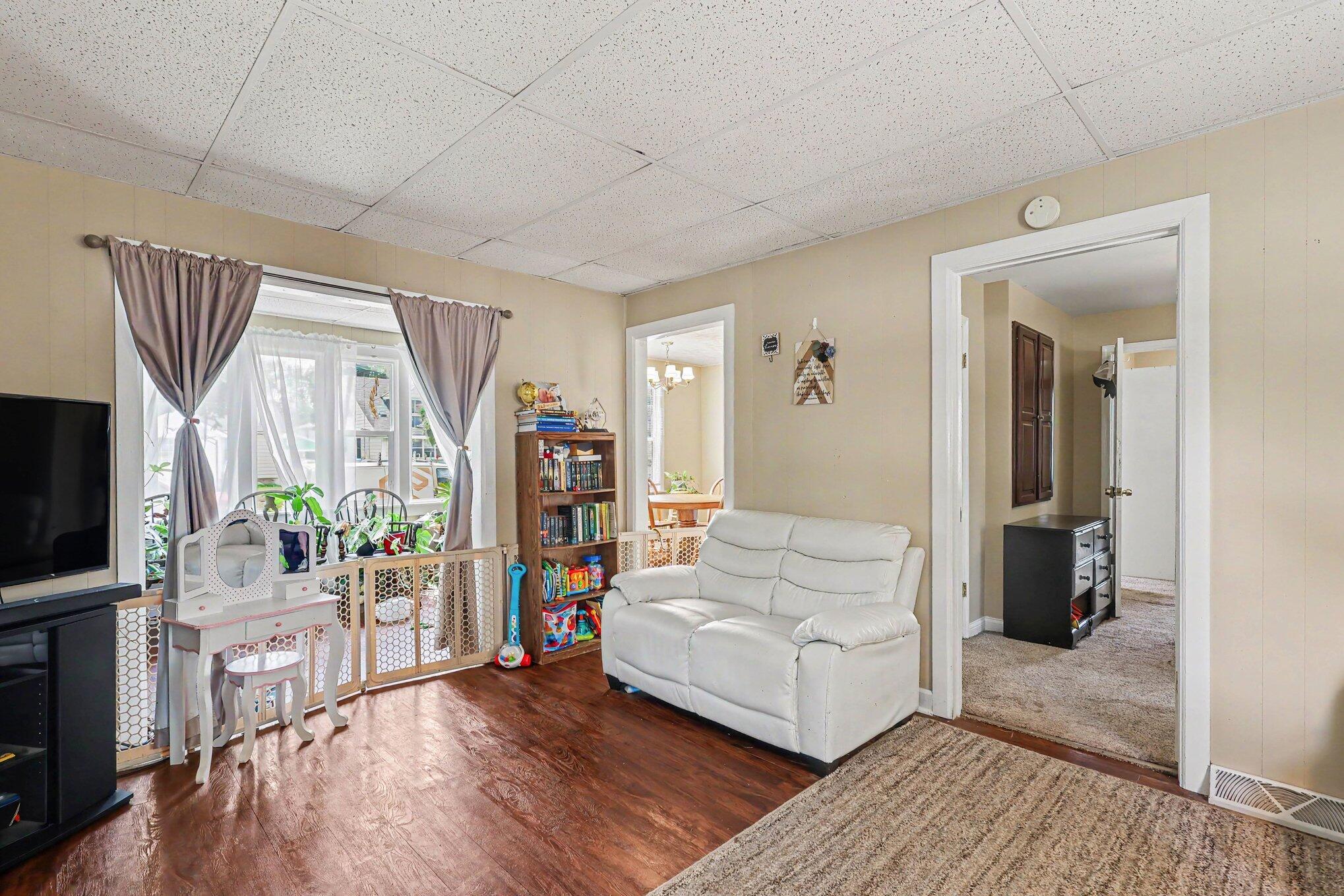 3955 Madison Avenue SE Grand Rapids MI 49548
