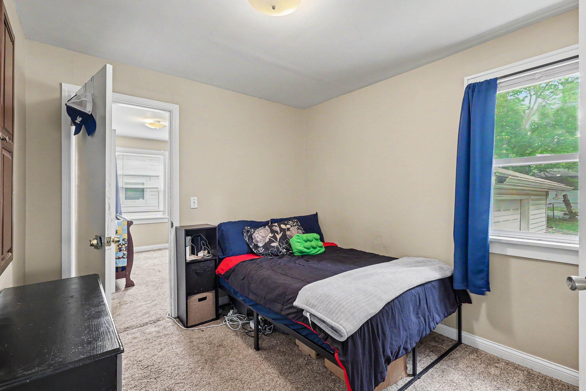 3955 Madison Avenue SE Grand Rapids MI 49548