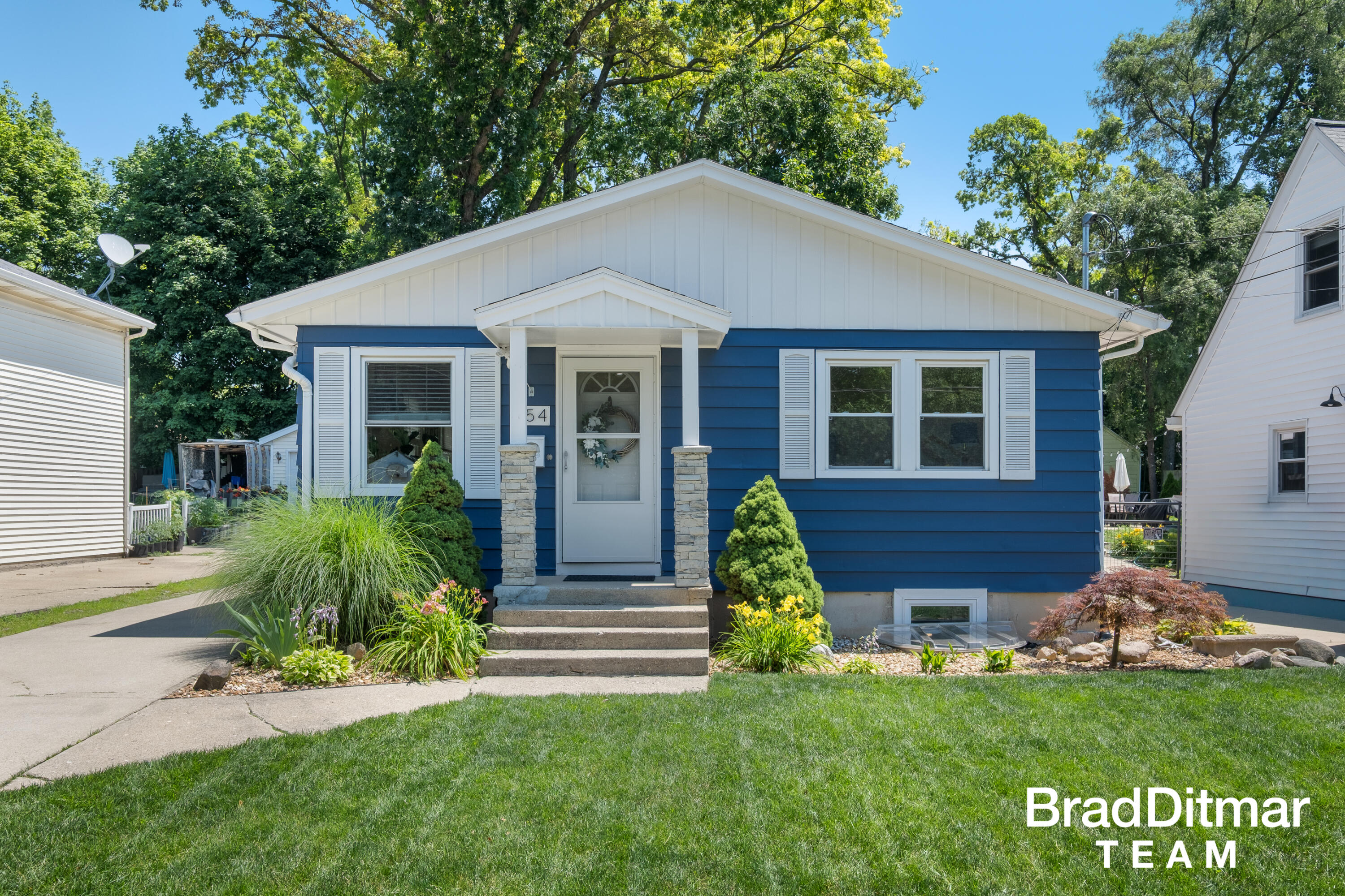 154 Alten Avenue NE Grand Rapids MI 49503