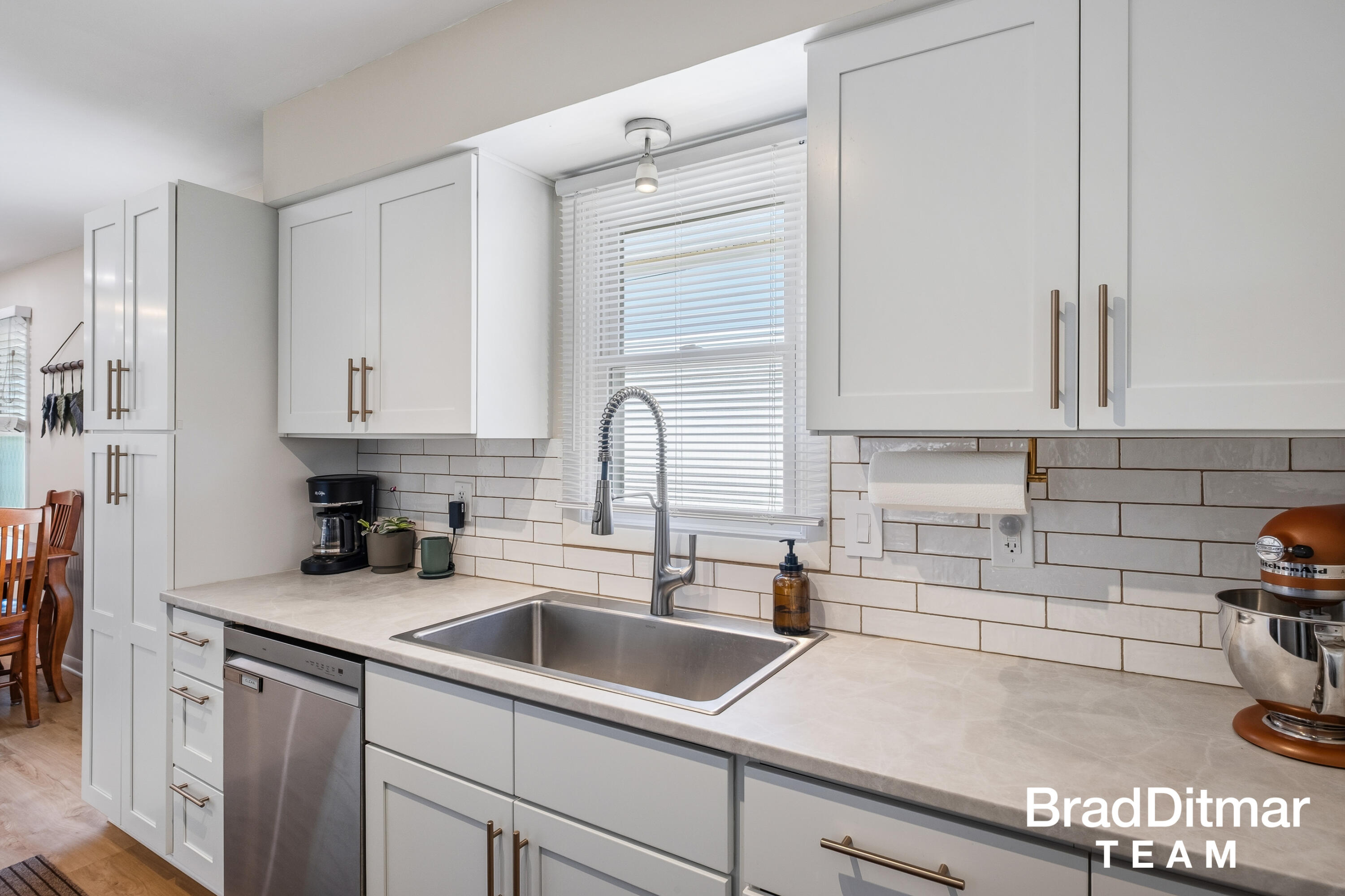 154 Alten Avenue NE Grand Rapids MI 49503