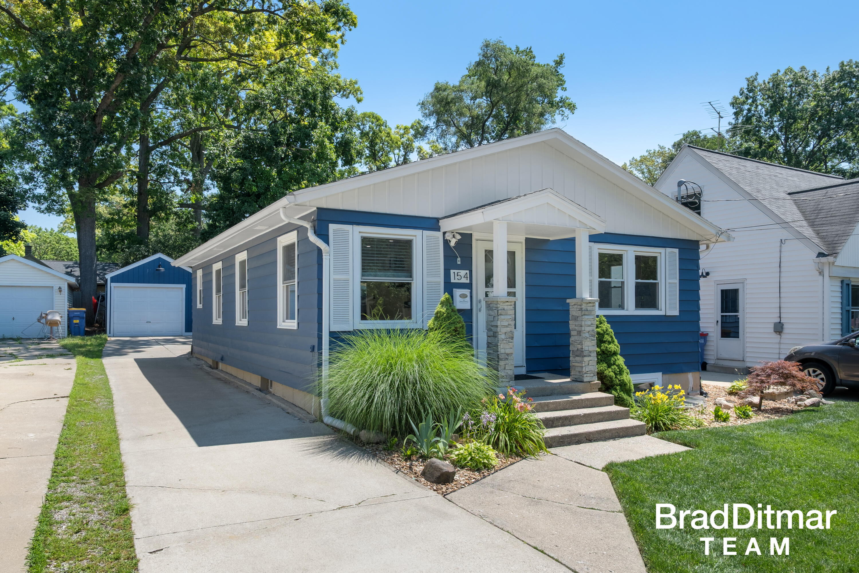 154 Alten Avenue NE Grand Rapids MI 49503