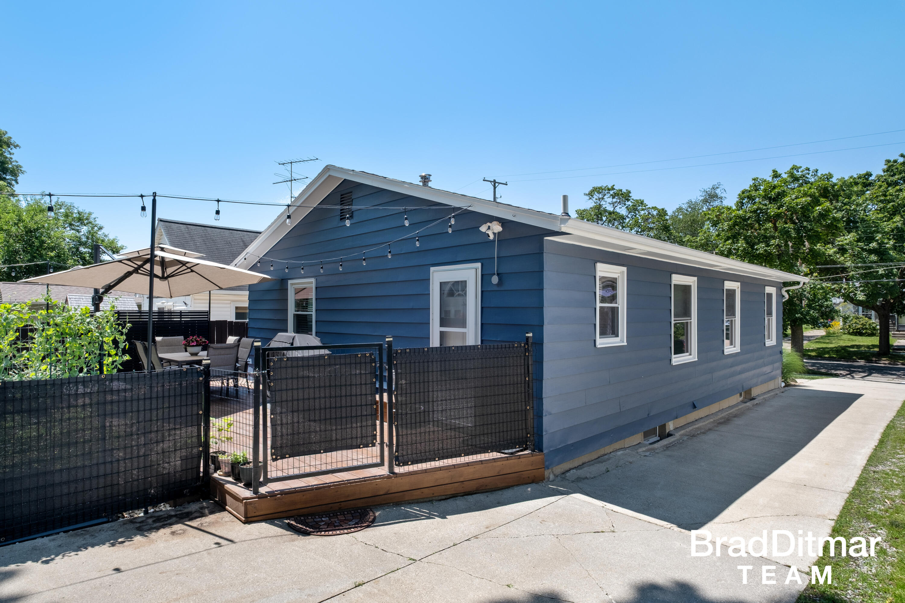 154 Alten Avenue NE Grand Rapids MI 49503