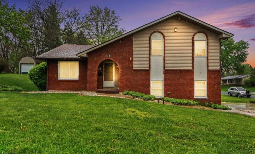 2618 Greenland Street Kalamazoo MI 49009