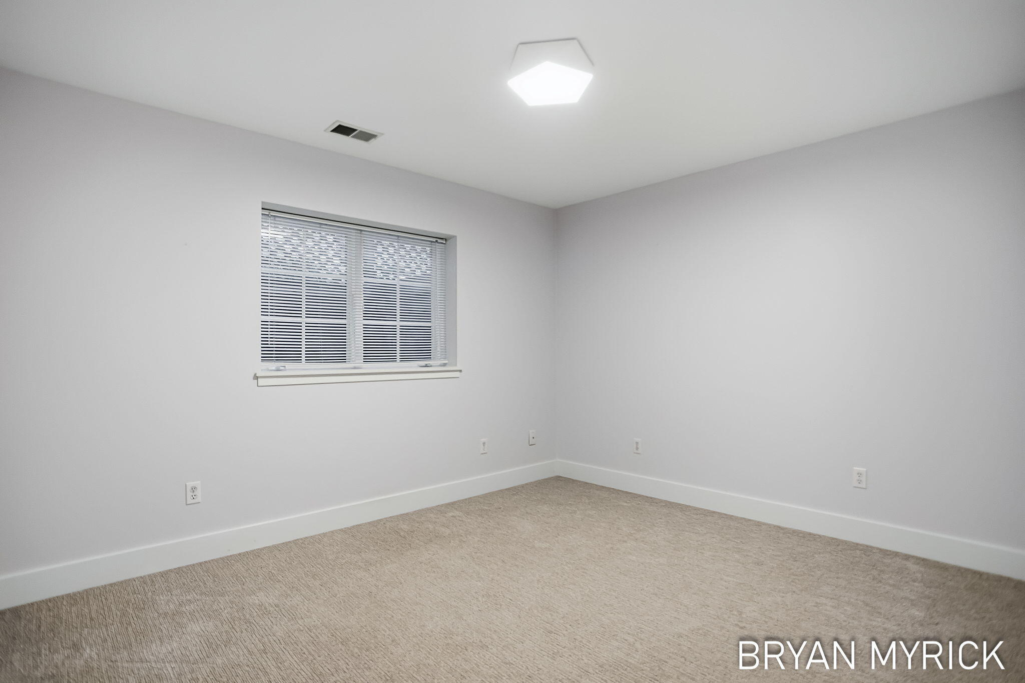 4612 Forest Lane Holland MI 49423