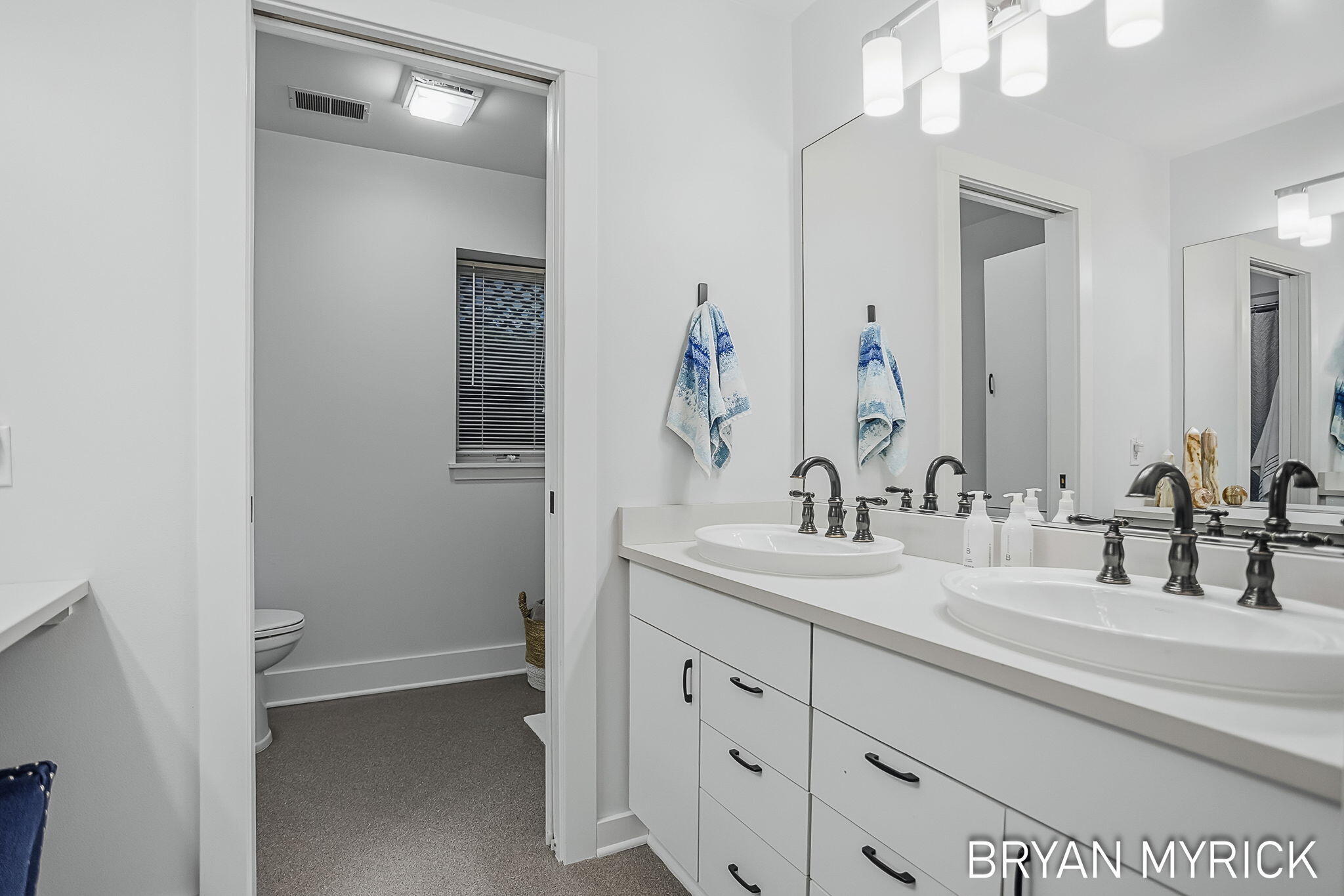 4612 Forest Lane Holland MI 49423