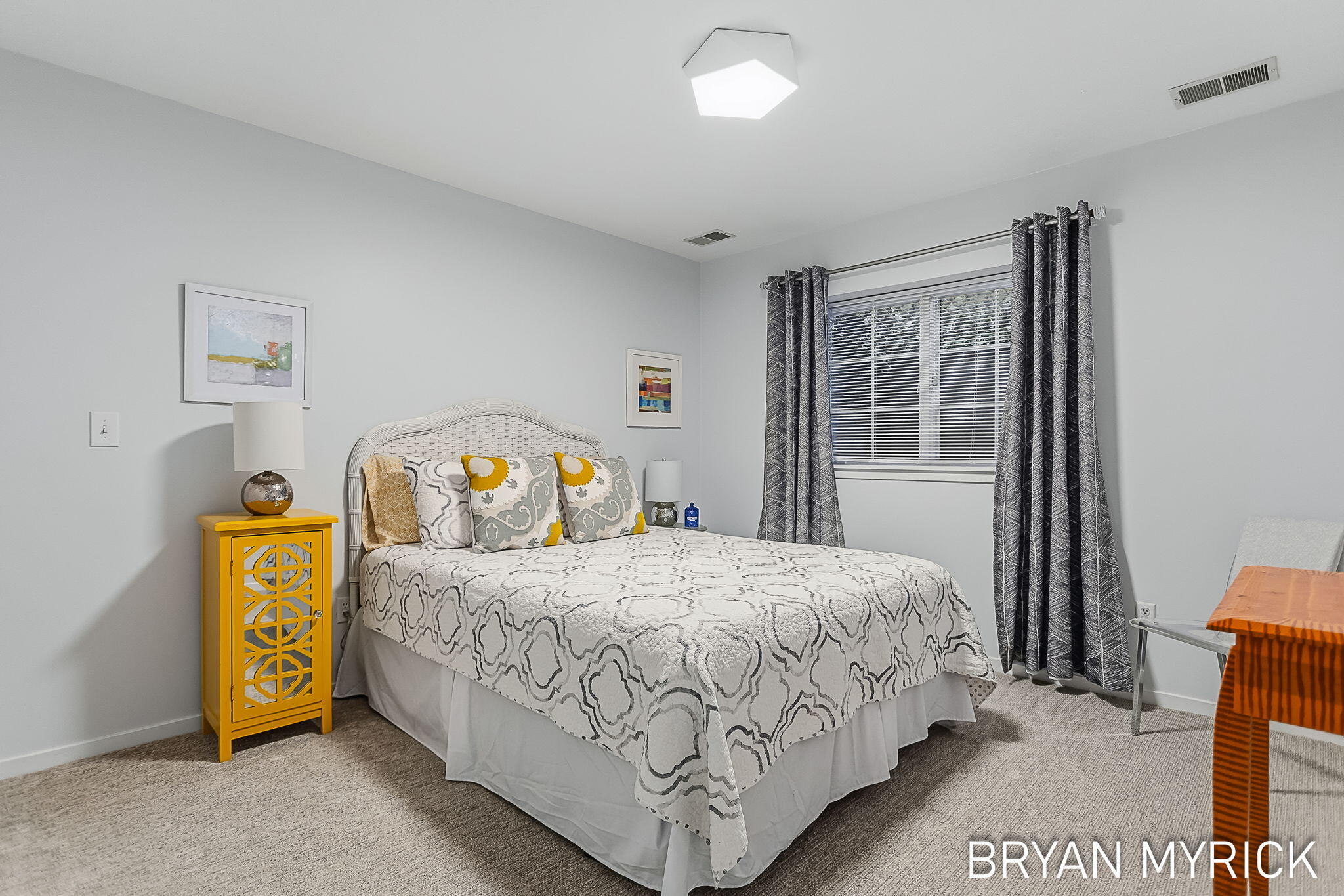 4612 Forest Lane Holland MI 49423