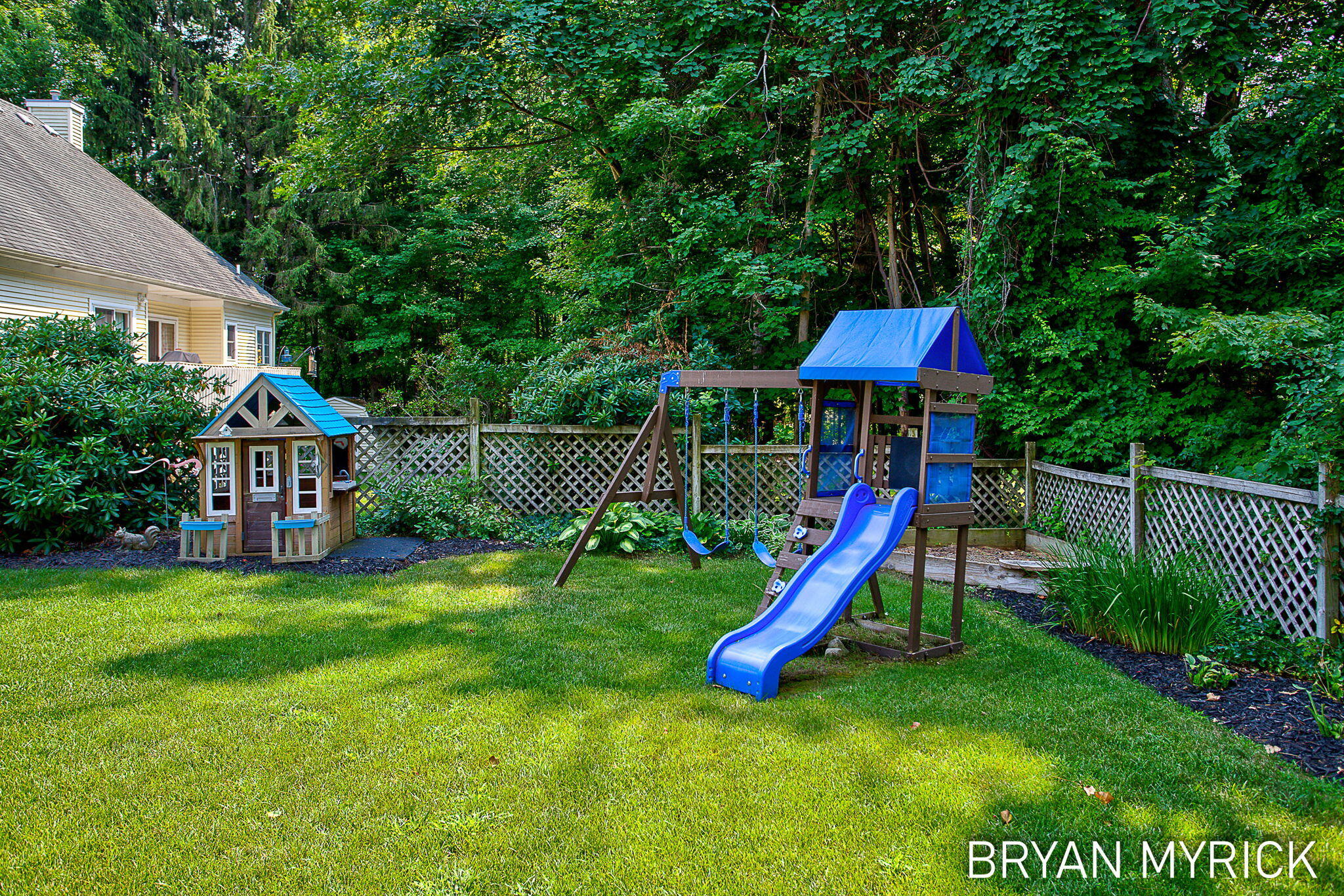 4612 Forest Lane Holland MI 49423
