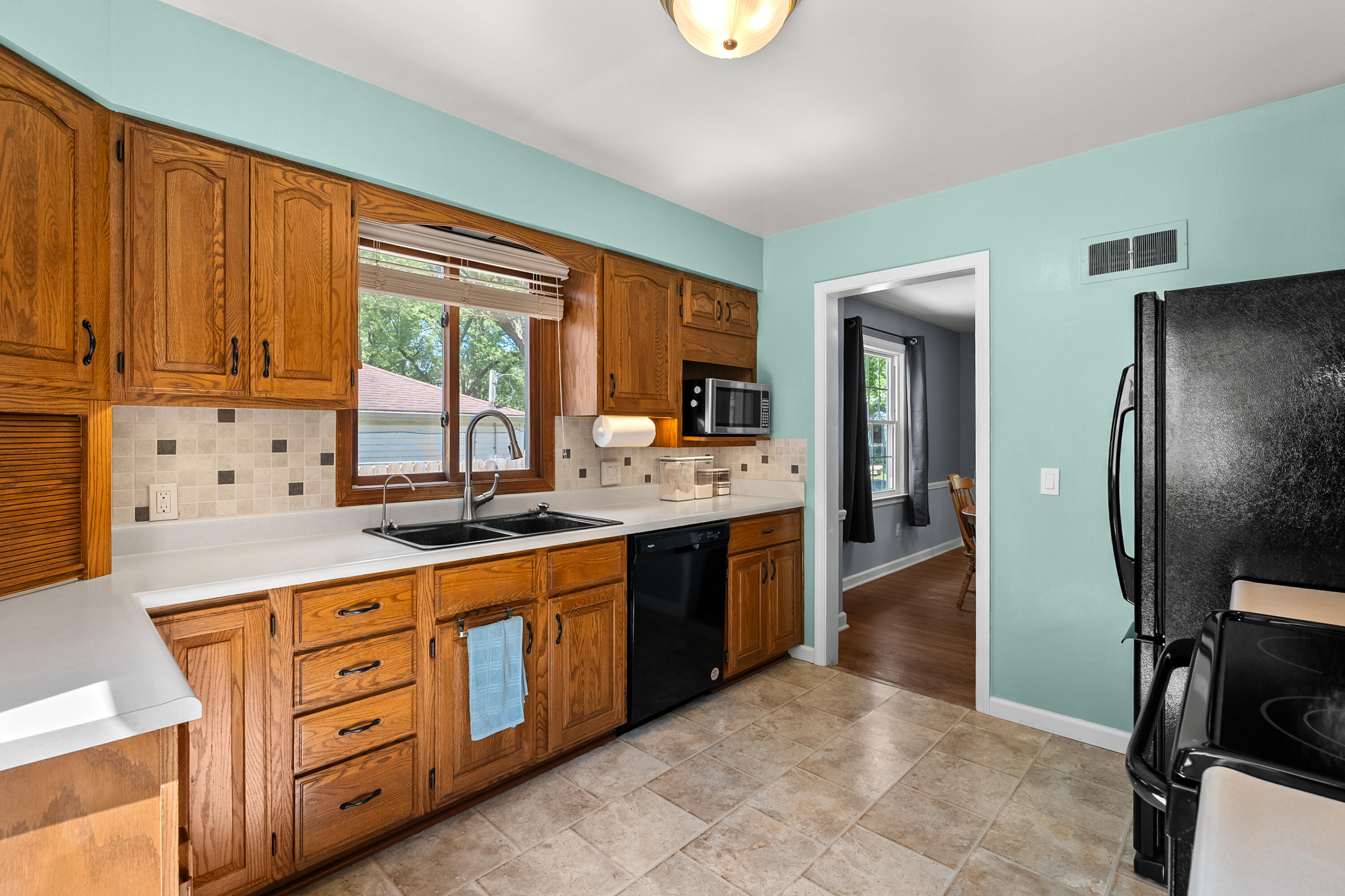 2315 Fairfield Avenue Kalamazoo MI 49048