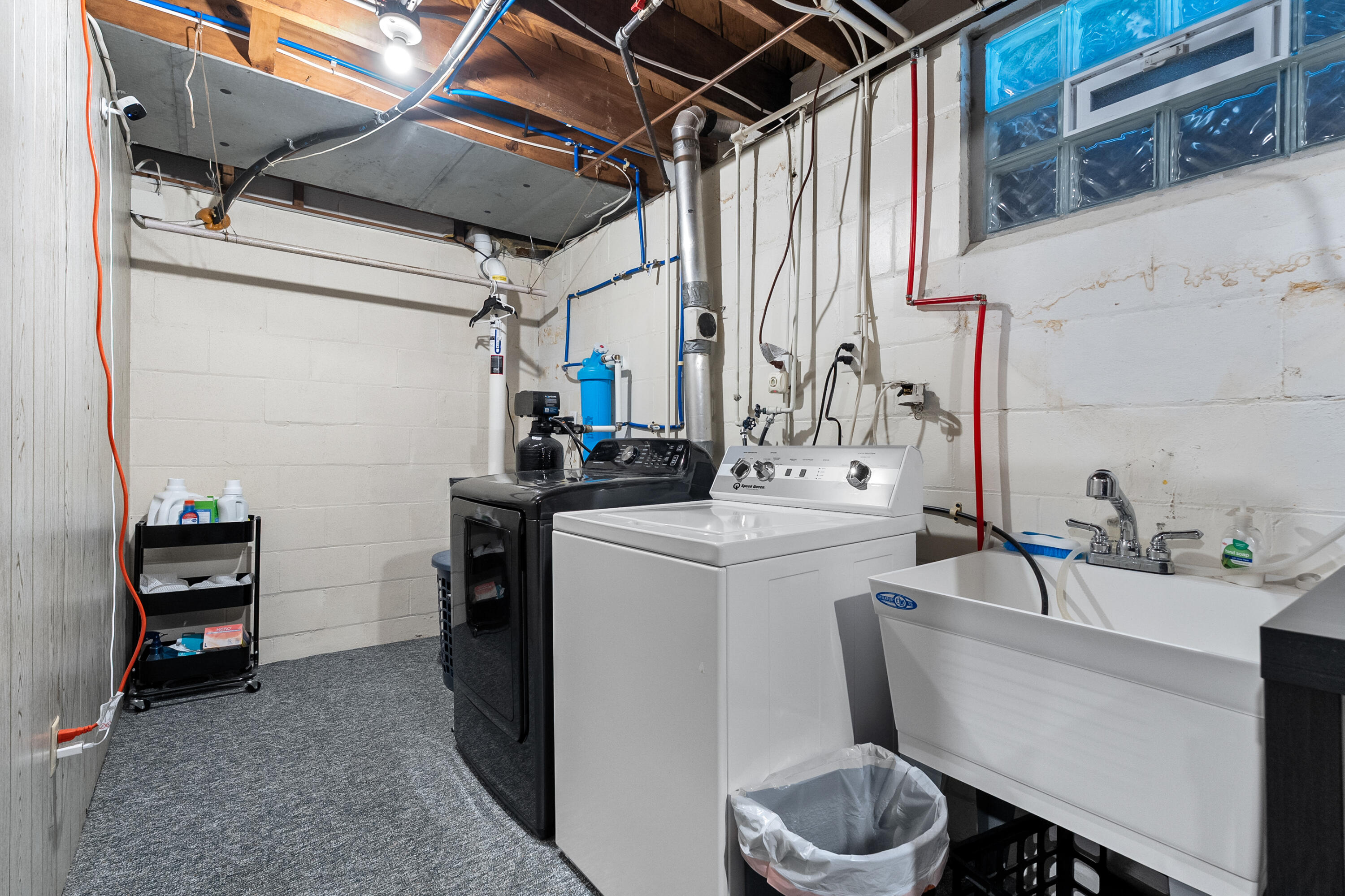 2315 Fairfield Avenue Kalamazoo MI 49048