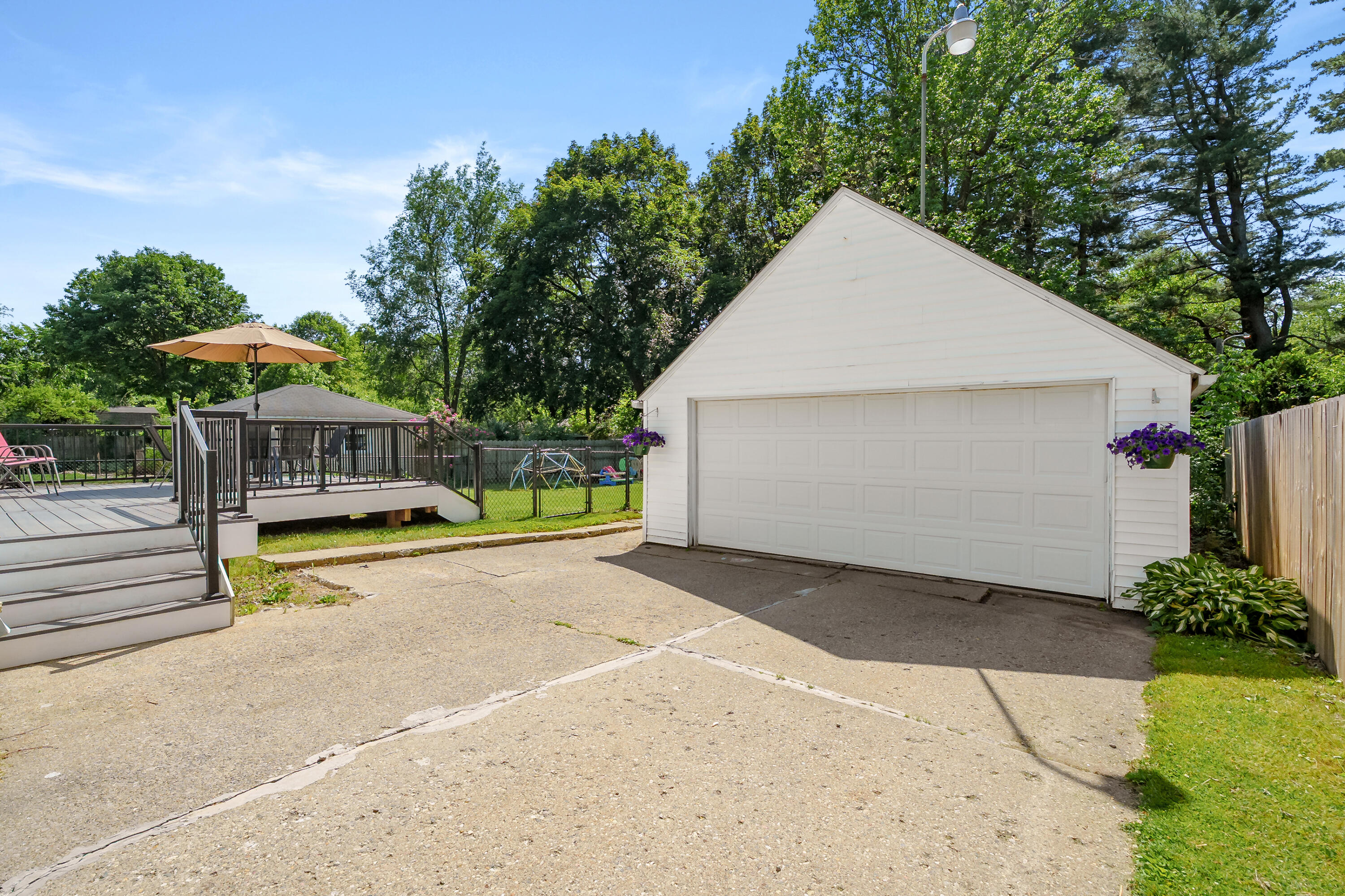 2315 Fairfield Avenue Kalamazoo MI 49048