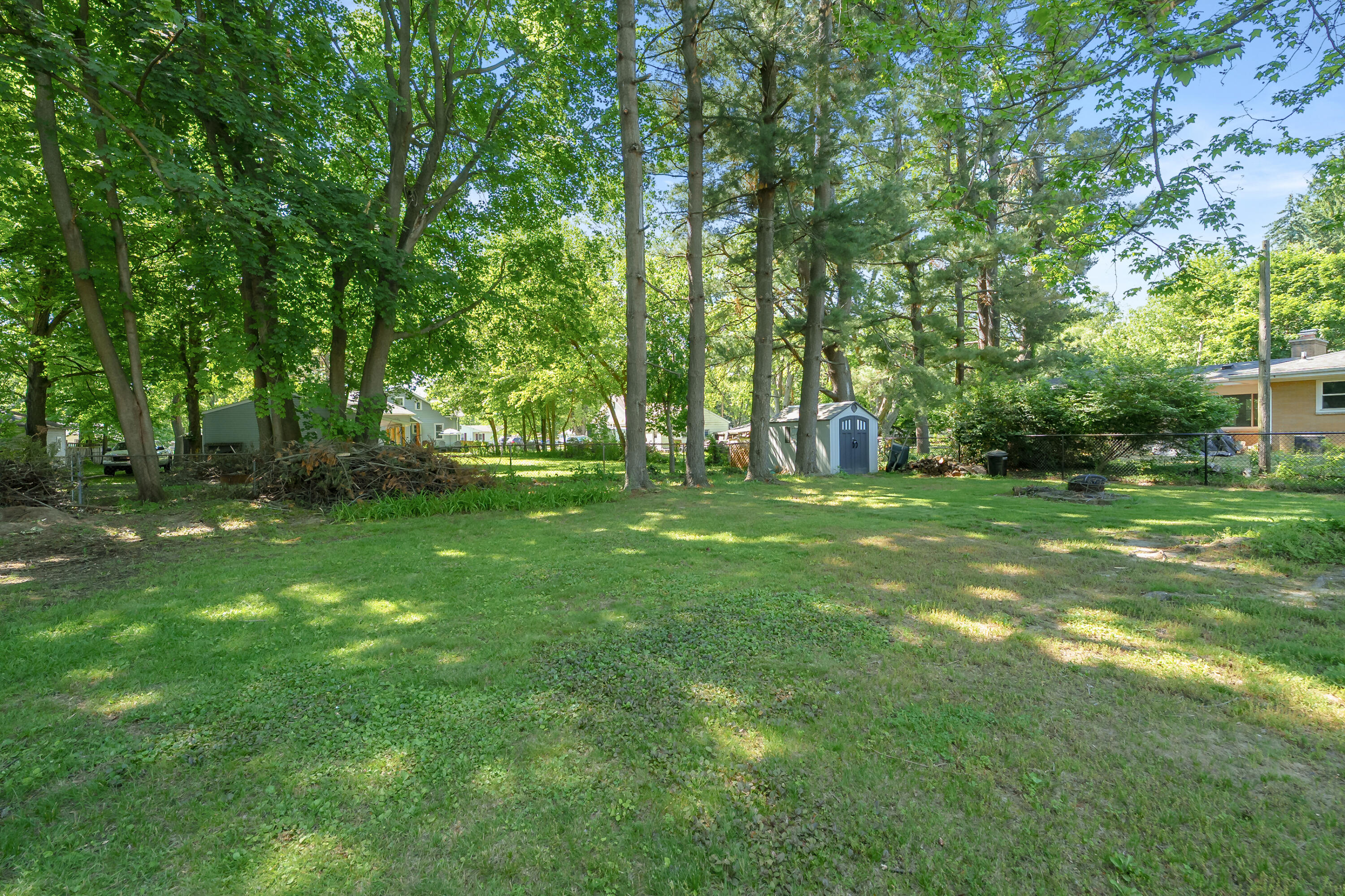 2315 Fairfield Avenue Kalamazoo MI 49048