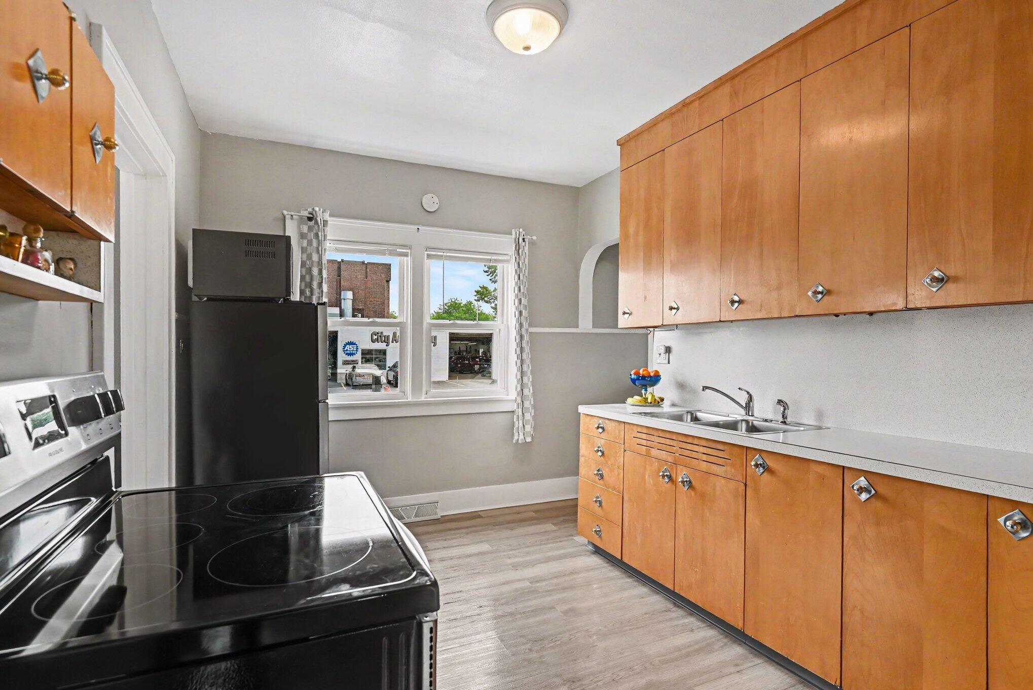 1448 Columbus Avenue Grand Haven MI 49417