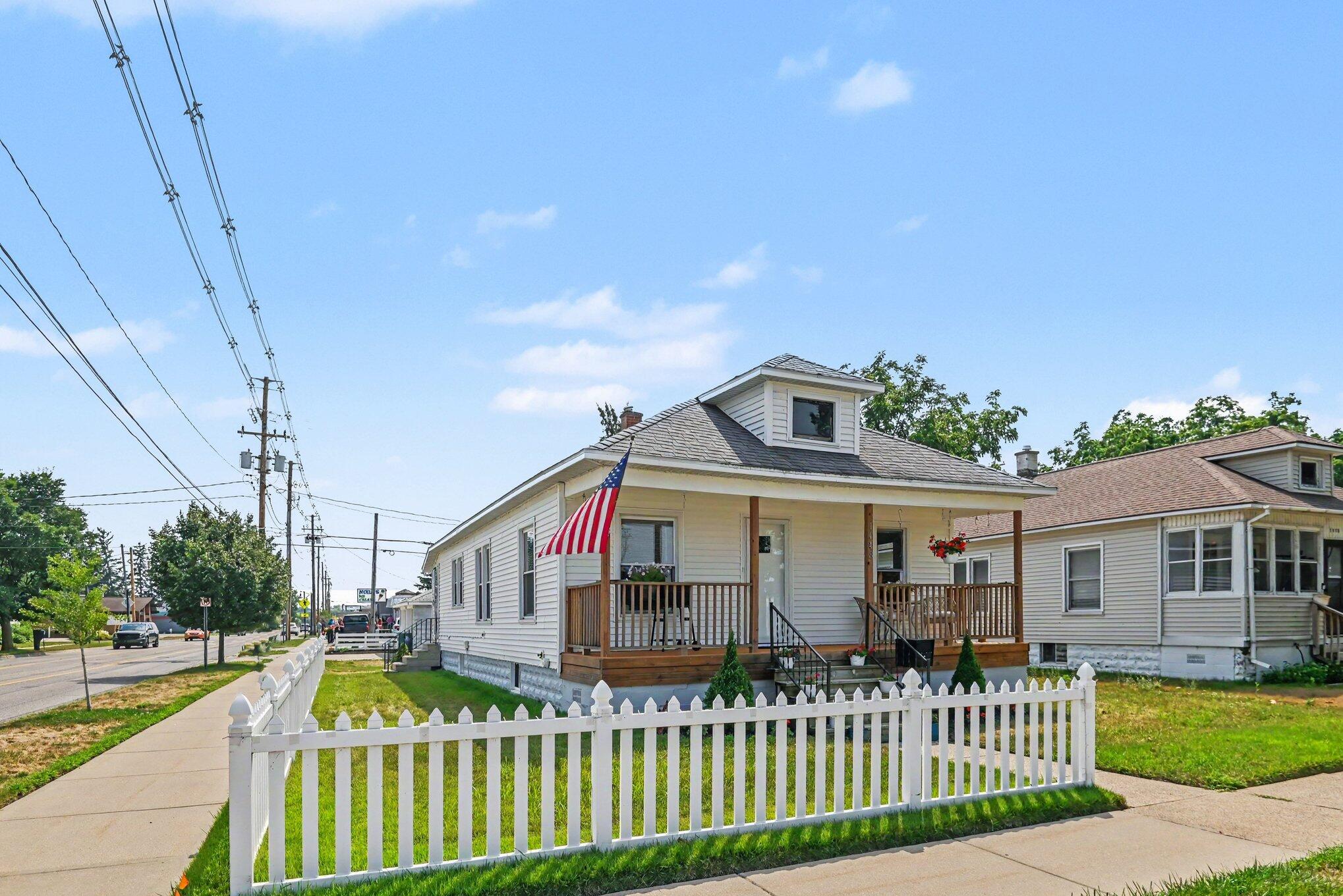 1448 Columbus Avenue Grand Haven MI 49417