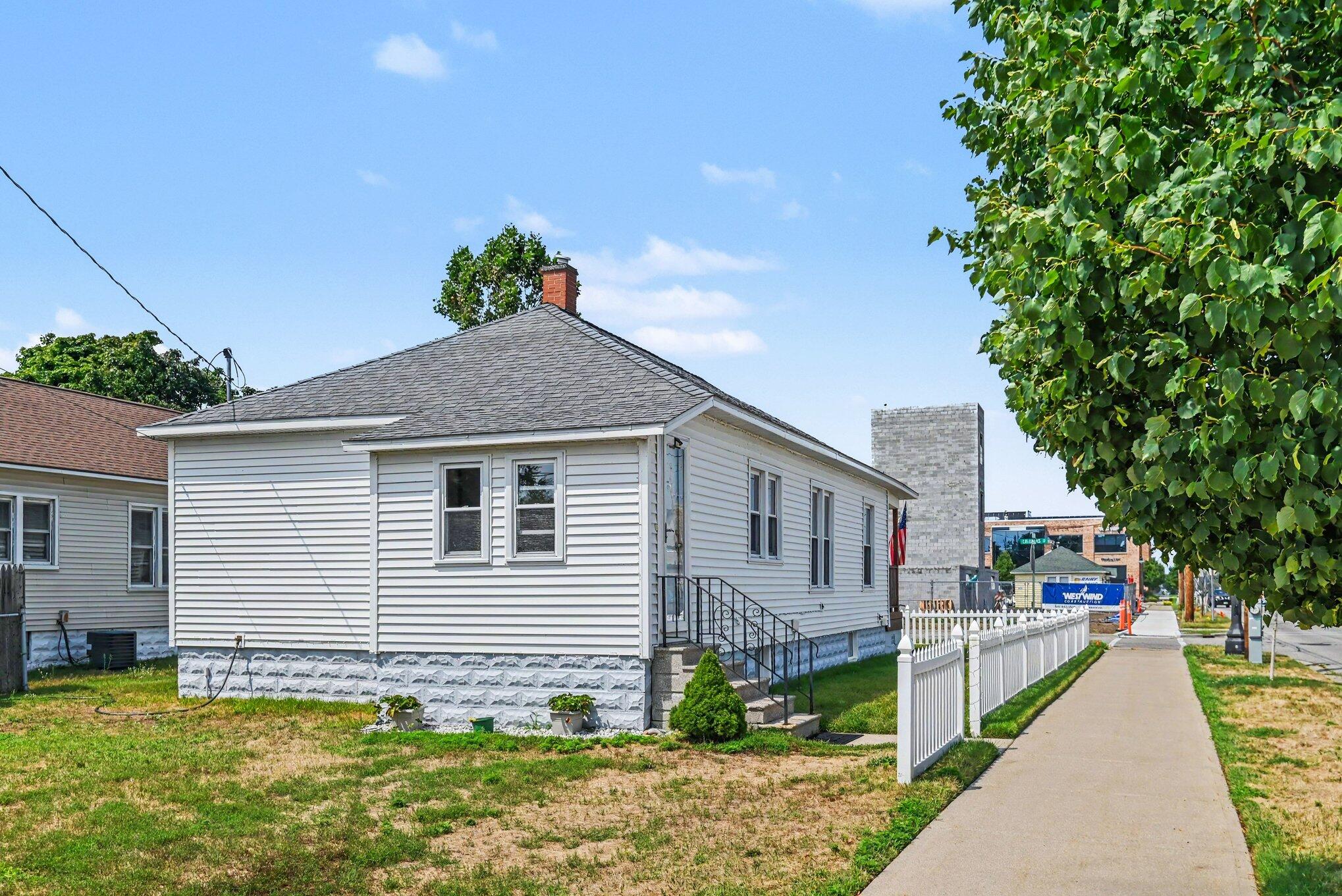 1448 Columbus Avenue Grand Haven MI 49417