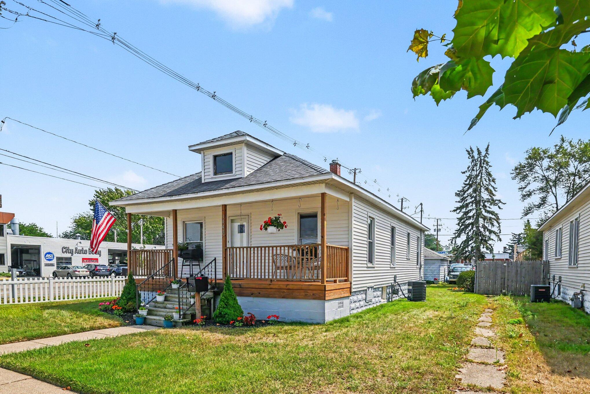 1448 Columbus Avenue Grand Haven MI 49417
