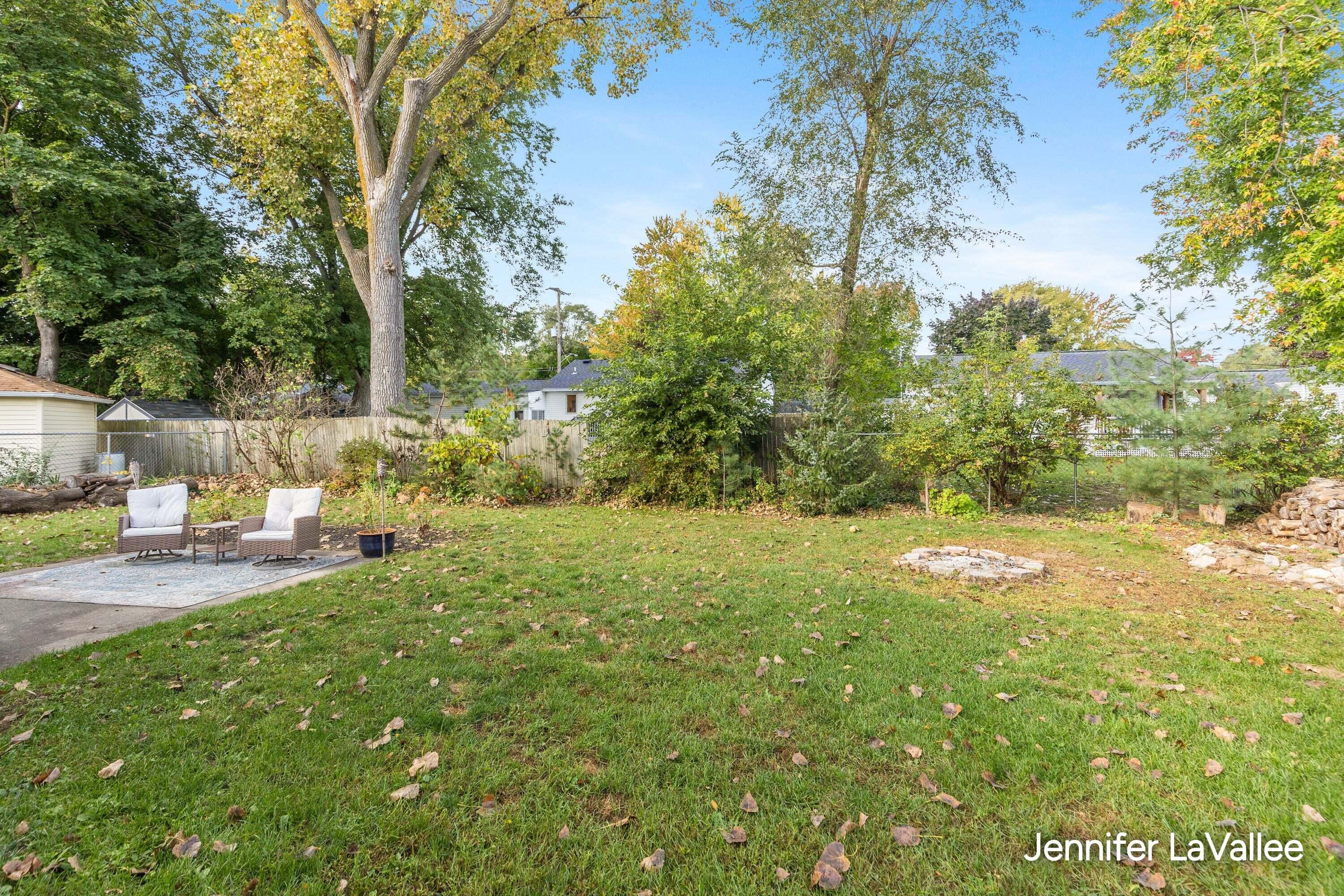 3747 Miramar Avenue NE Grand Rapids MI 49525