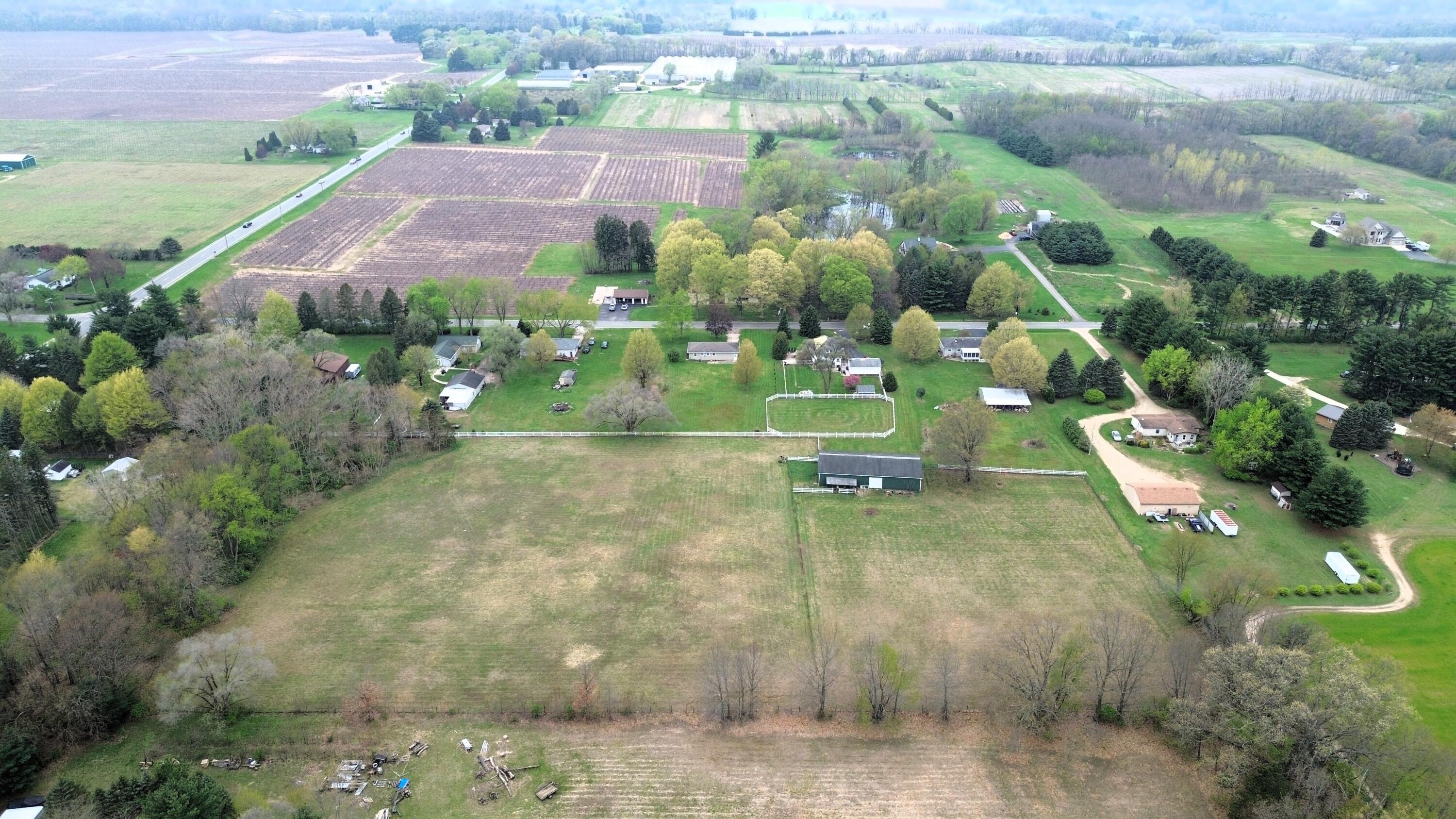 1155 S Bainbridge Center Road Benton Harbor MI 49022