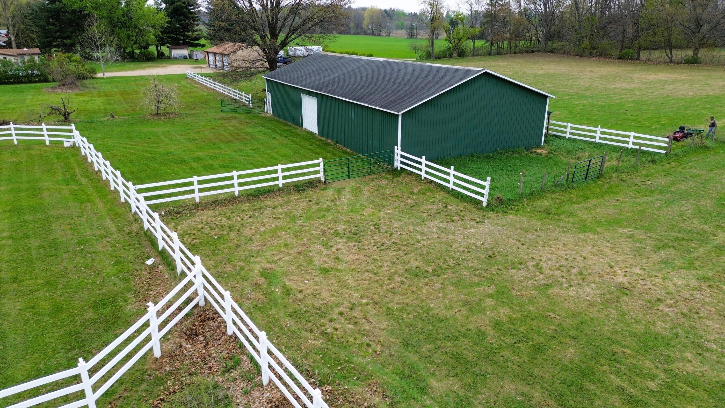1155 S Bainbridge Center Road Benton Harbor MI 49022