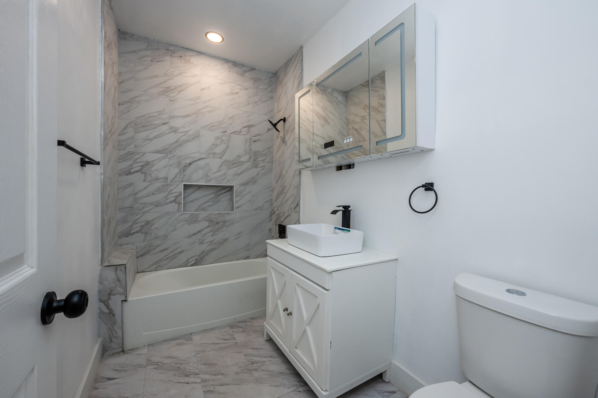 960 Jennings Avenue Benton Harbor MI 49022