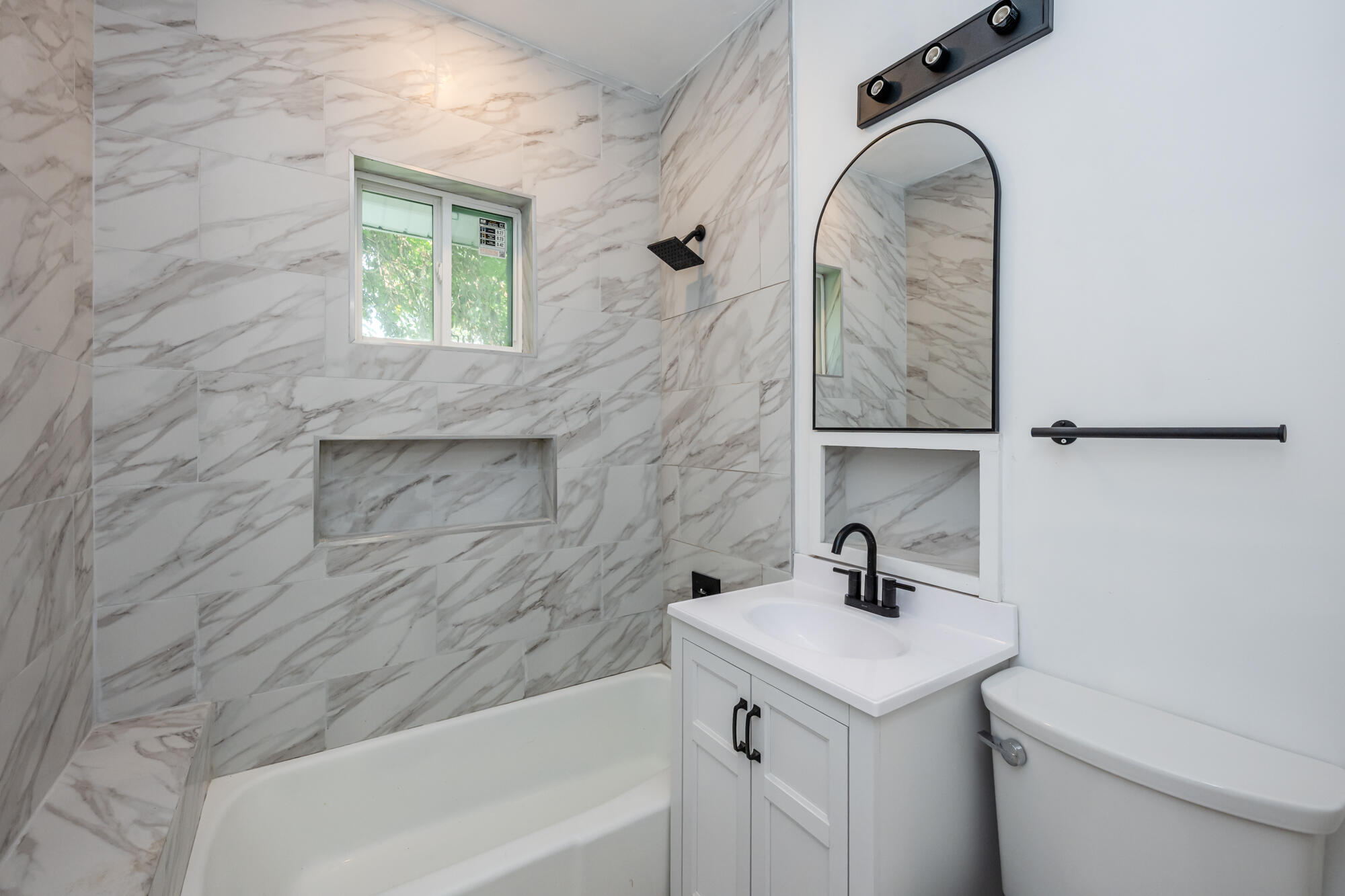 960 Jennings Avenue Benton Harbor MI 49022