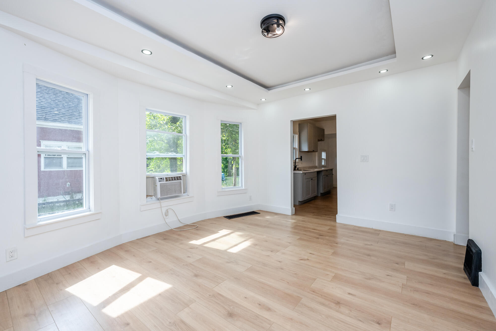 960 Jennings Avenue Benton Harbor MI 49022