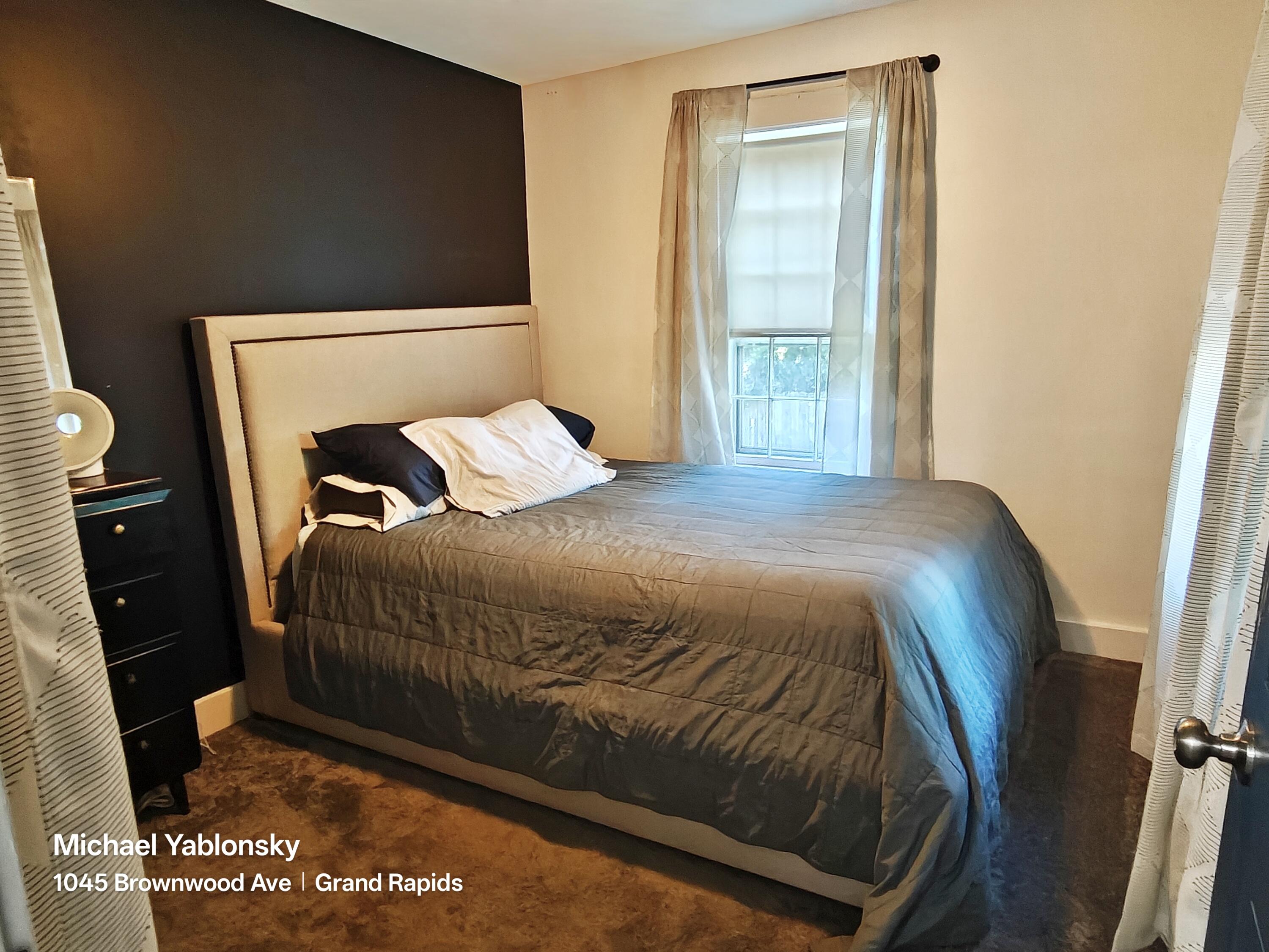 1045 Brownwood Avenue NW Grand Rapids MI 49504