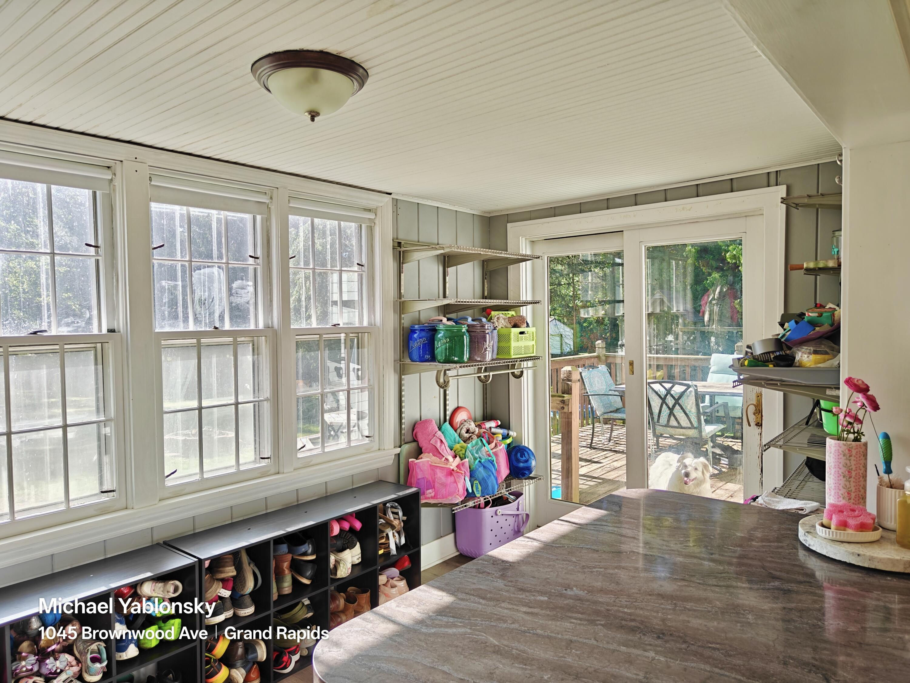 1045 Brownwood Avenue NW Grand Rapids MI 49504