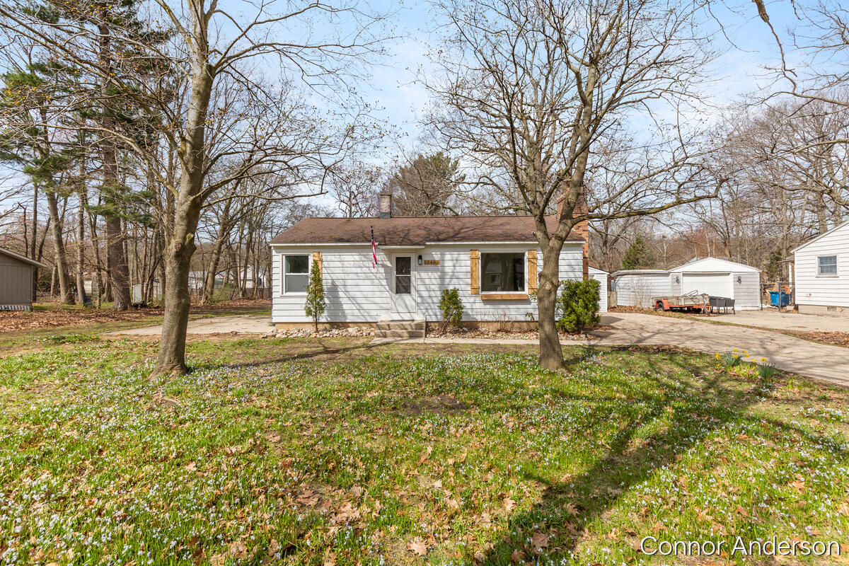 15403 Pine Street Grand Haven MI 49417