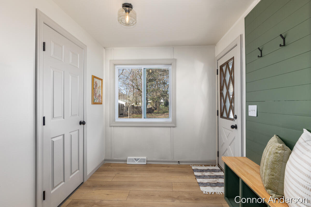 15403 Pine Street Grand Haven MI 49417