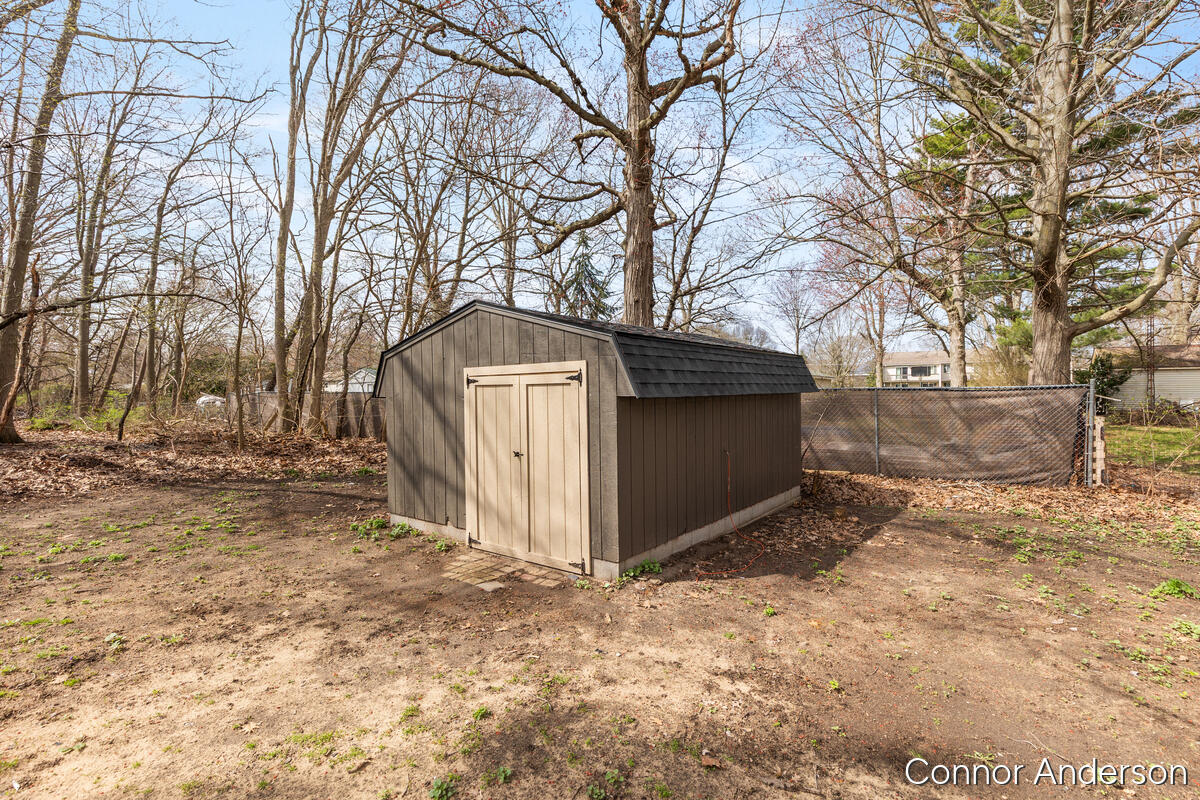 15403 Pine Street Grand Haven MI 49417