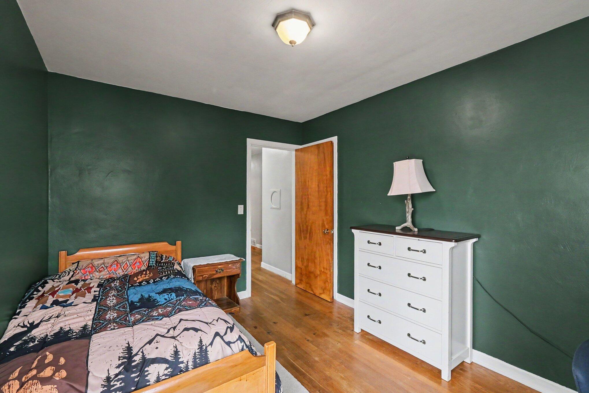 3924 Miramar Avenue NE Grand Rapids MI 49525