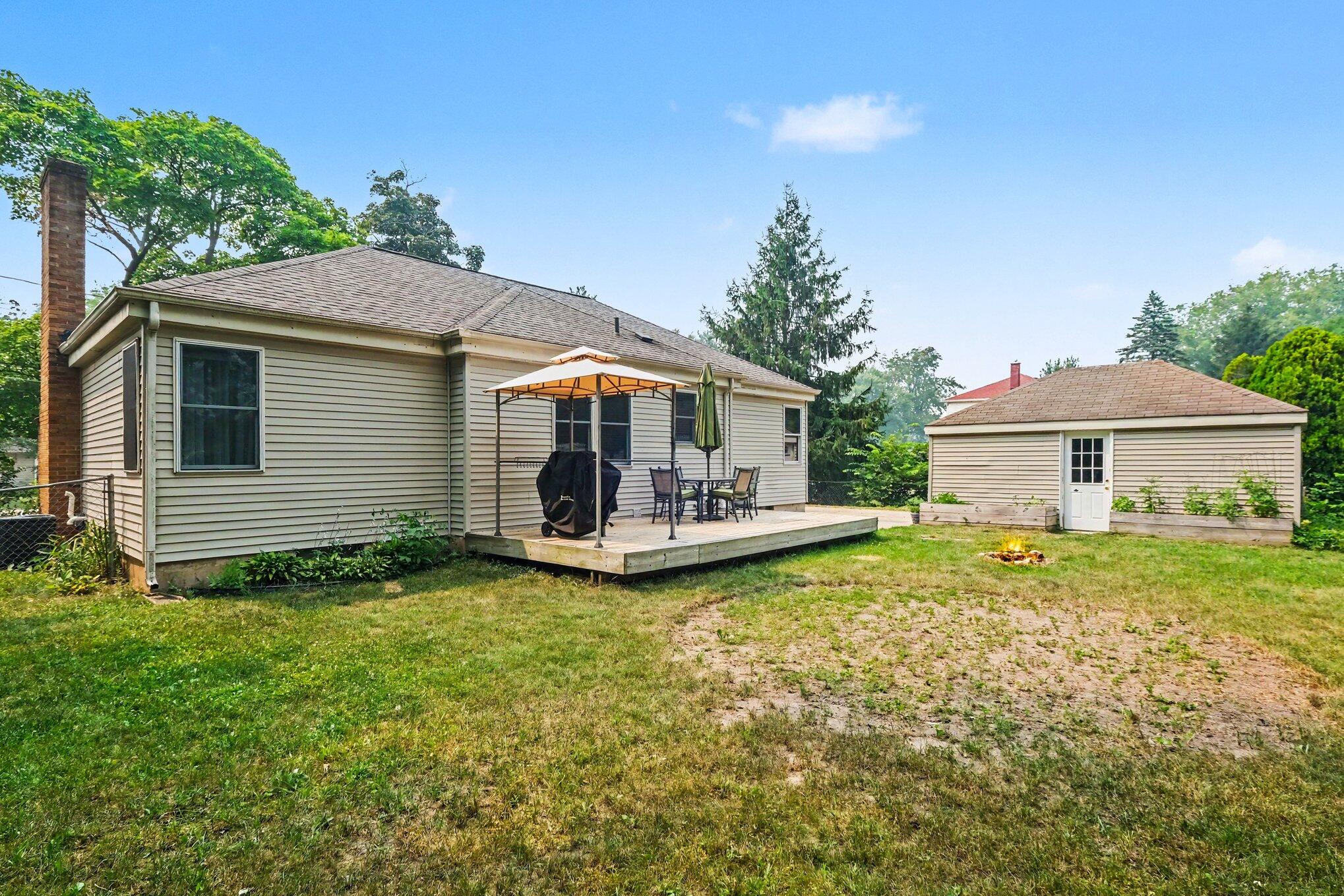 3924 Miramar Avenue NE Grand Rapids MI 49525