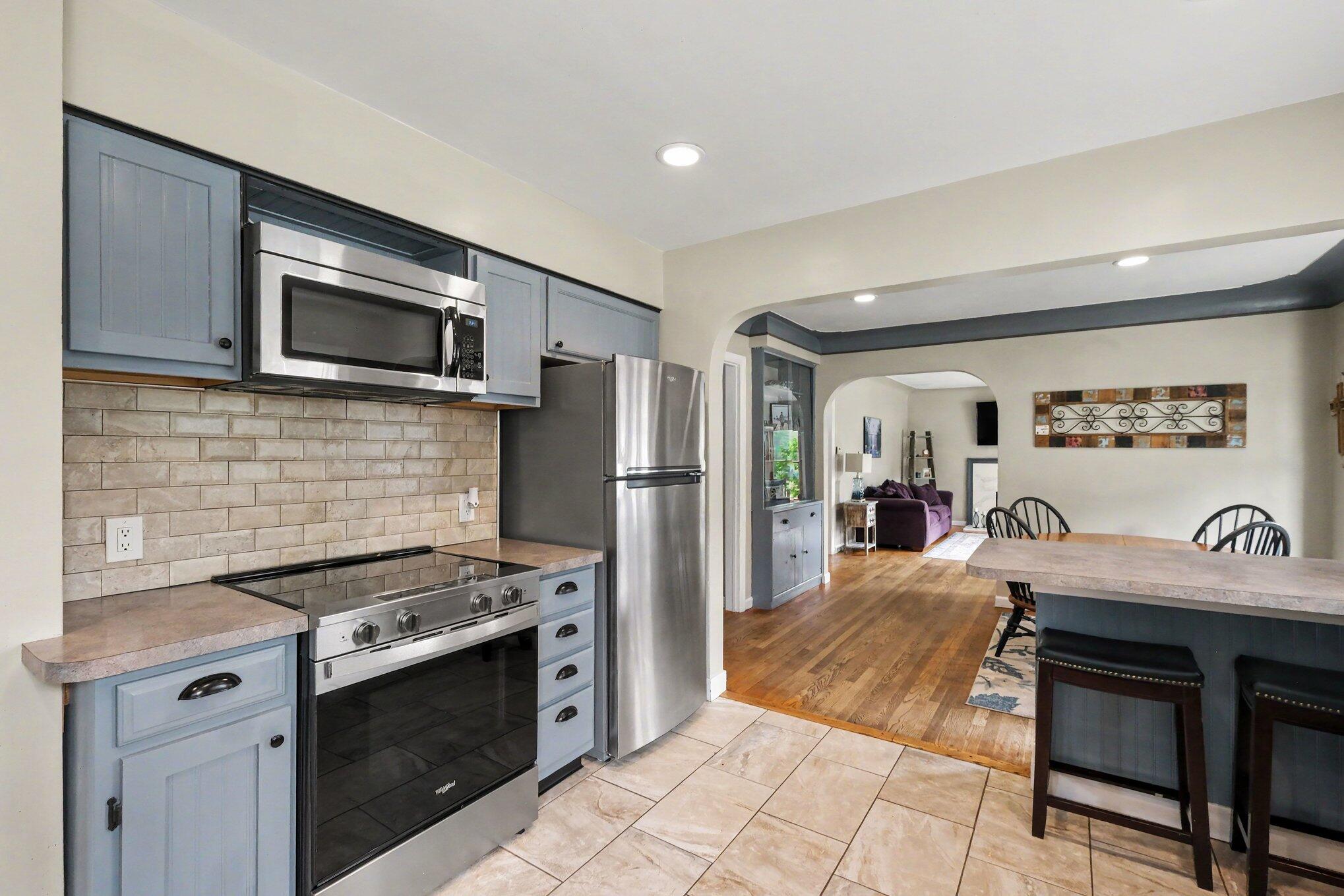 3924 Miramar Avenue NE Grand Rapids MI 49525