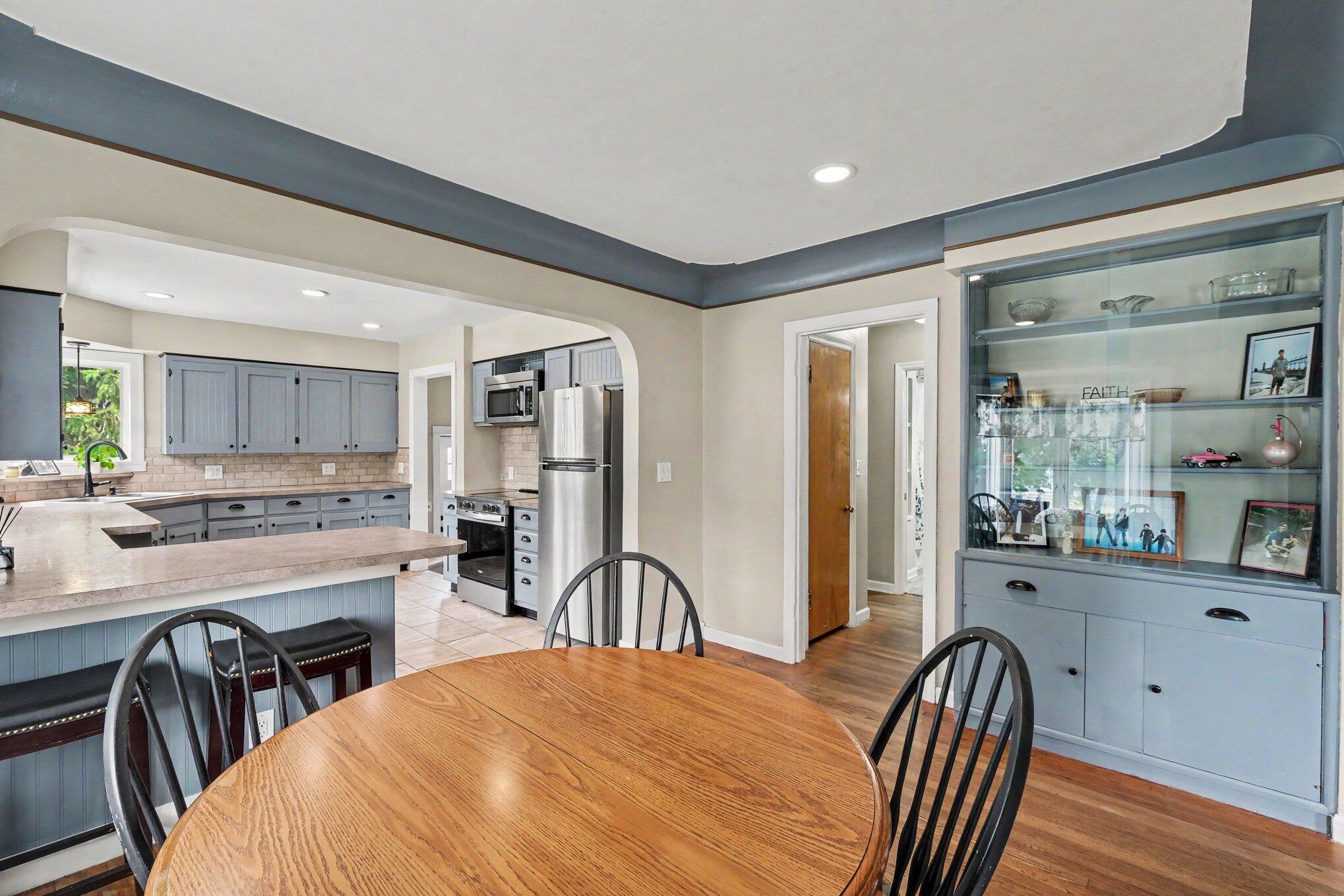 3924 Miramar Avenue NE Grand Rapids MI 49525