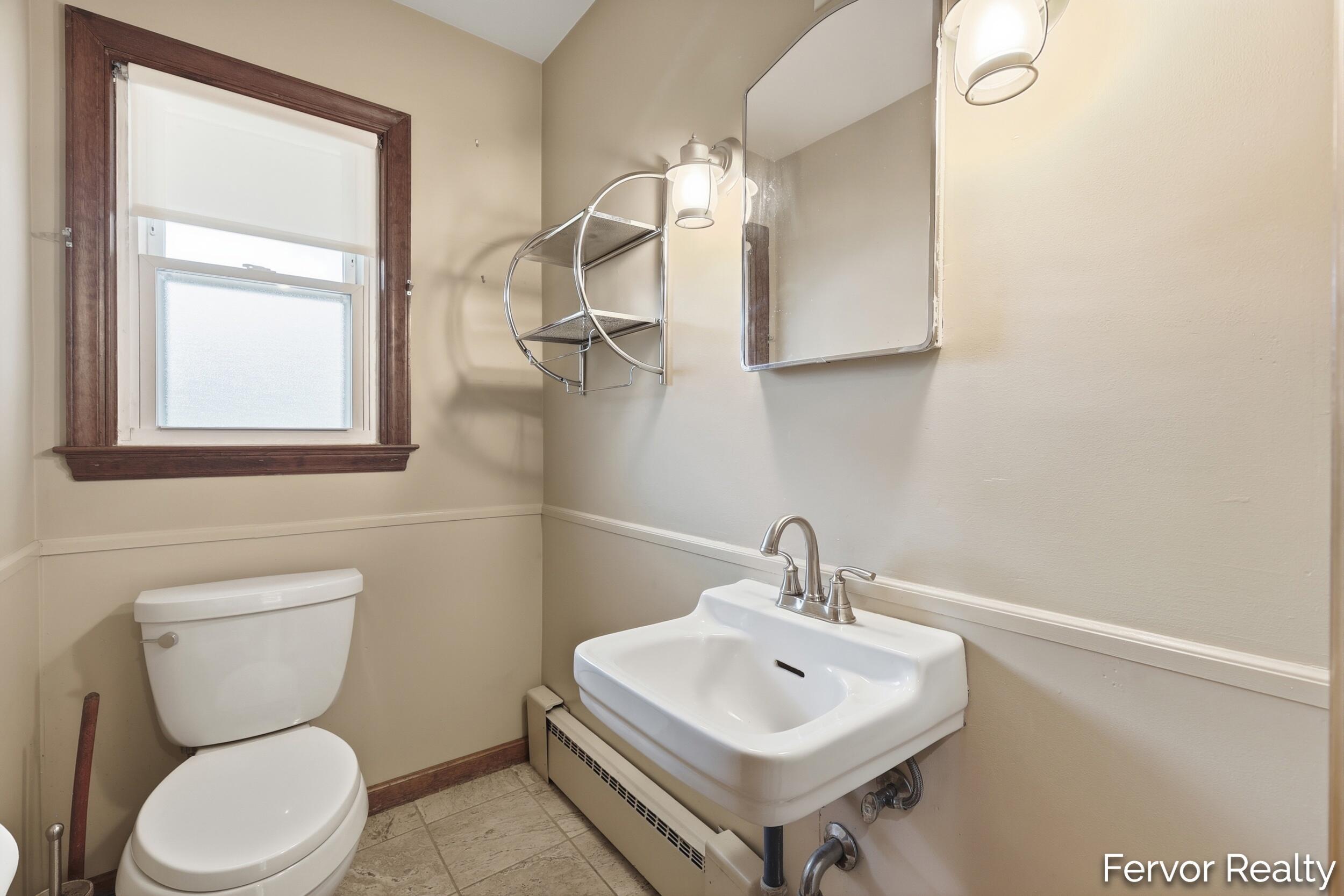 3520 Chamberlain Avenue SE Grand Rapids MI 49508