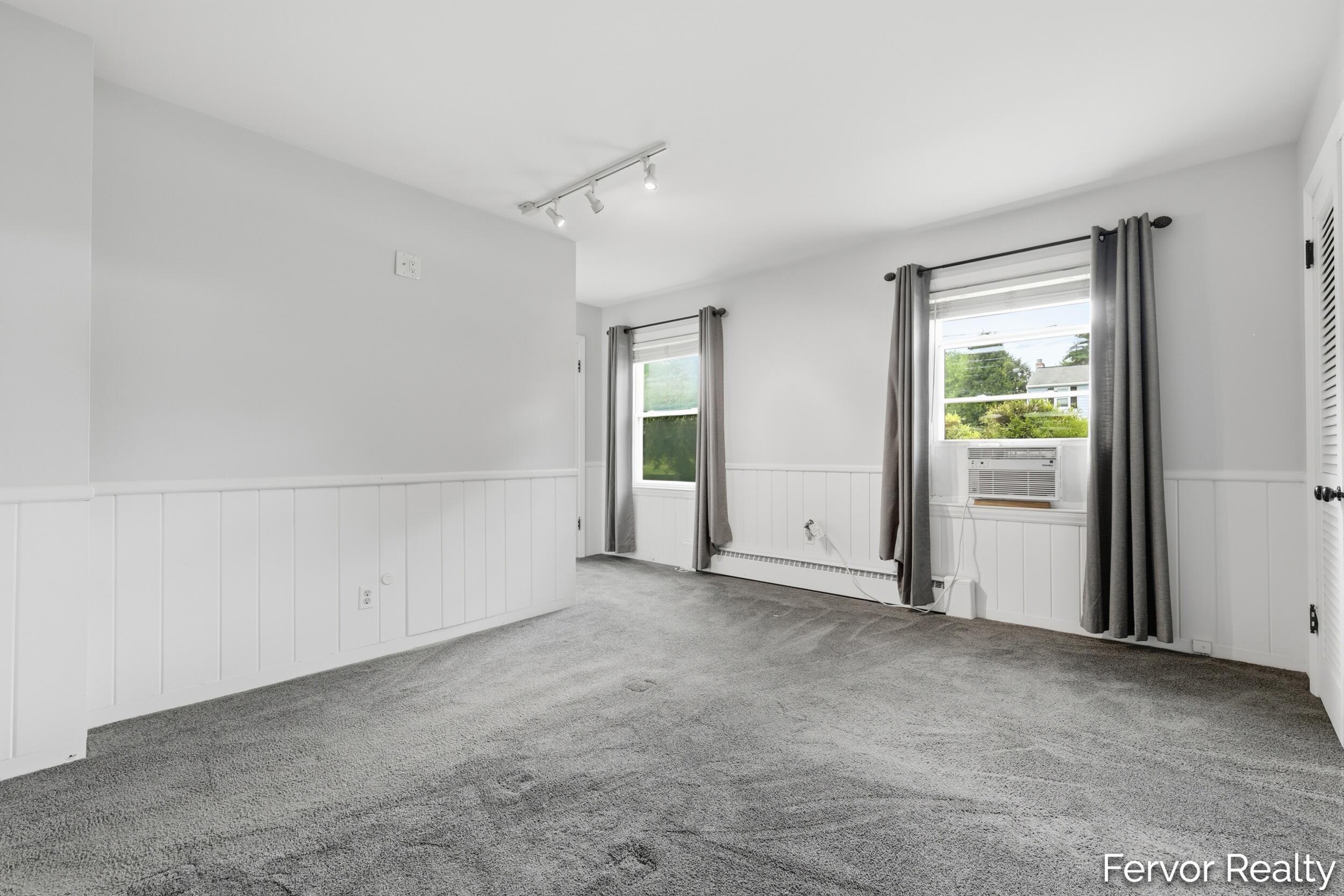 3520 Chamberlain Avenue SE Grand Rapids MI 49508
