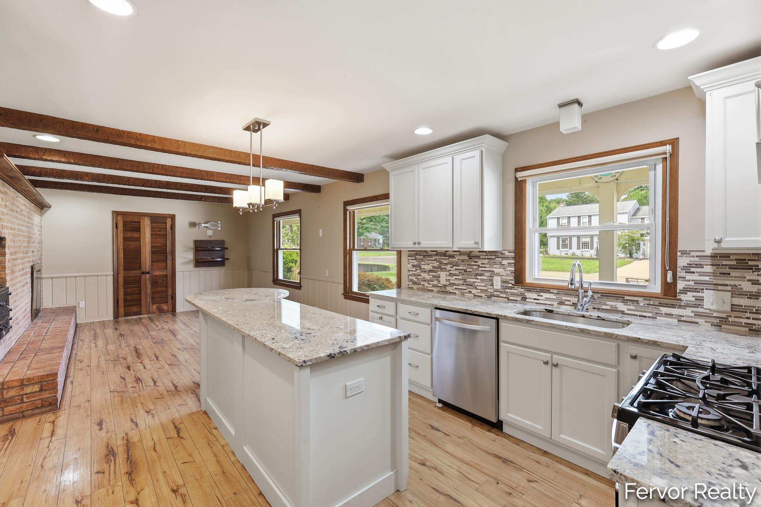 3520 Chamberlain Avenue SE Grand Rapids MI 49508